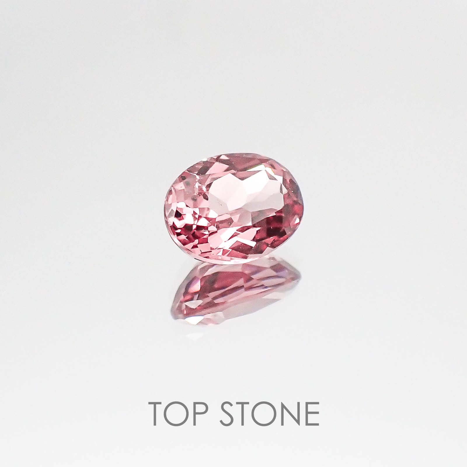 カラーチェンジマラヤガーネット タンザニア産 ルース 1.43ct[20074276]7.6×6mm前後