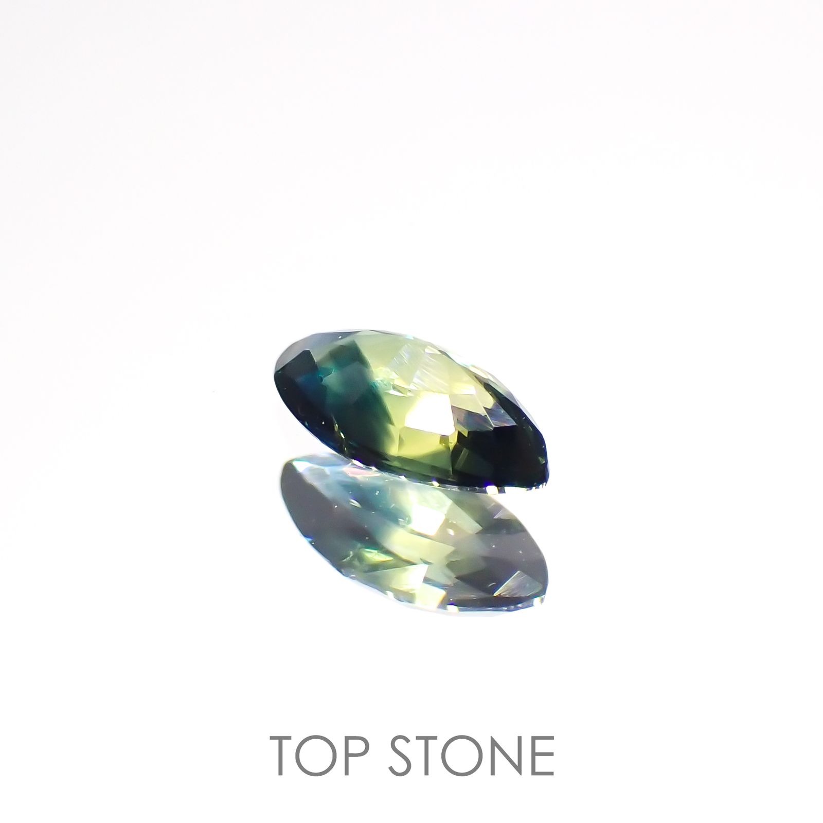 バイカラーサファイア(宝石名サファイア)マダガスカル/オーストラリア産 0.28ct 識別済[220114852]5.8x3mm前後