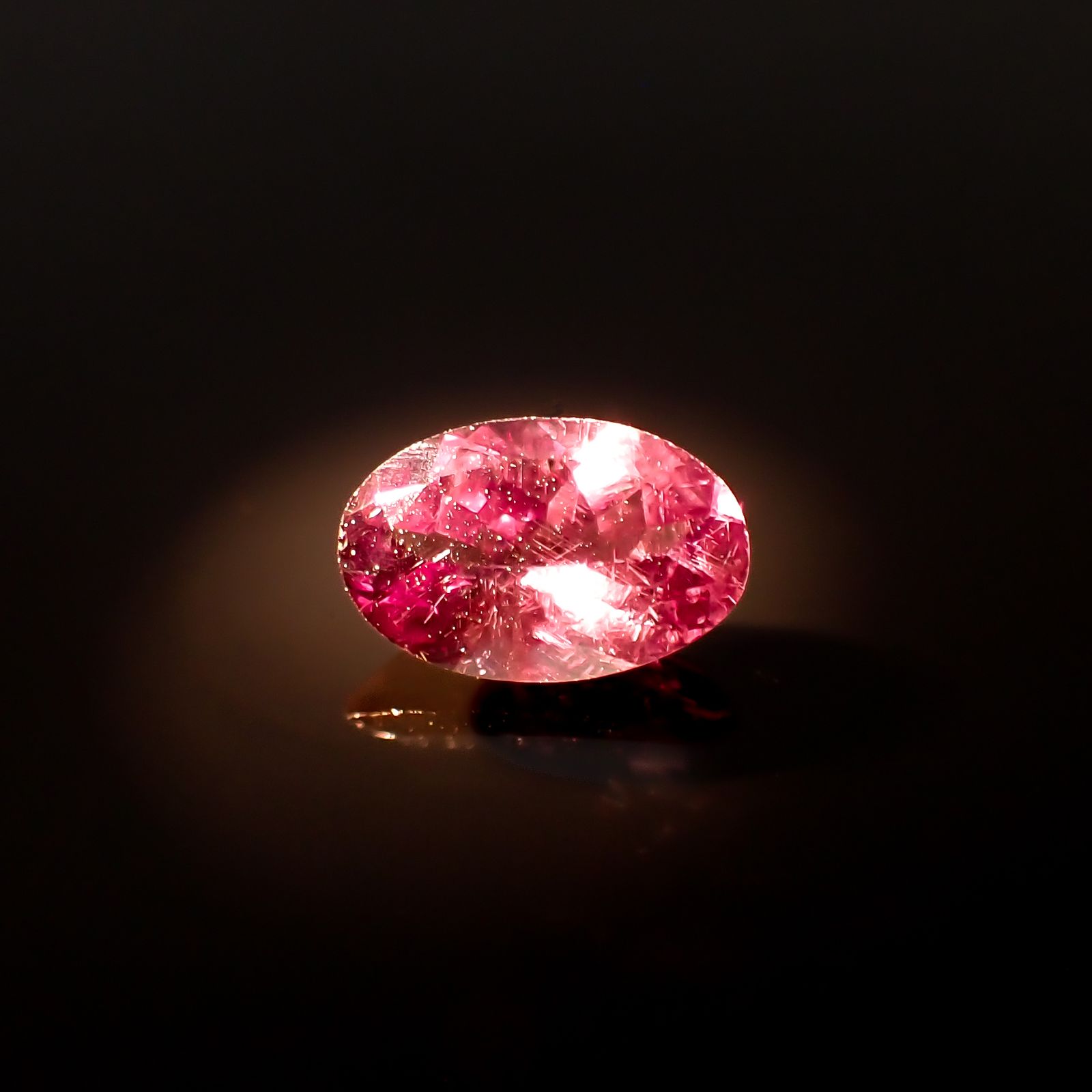 ベキリーブルーガーネット（カラーチェンジガーネット アレキタイプ） マダガスカル・ベキリー産 0.44ct[240222998]5.9x3.8mm前後