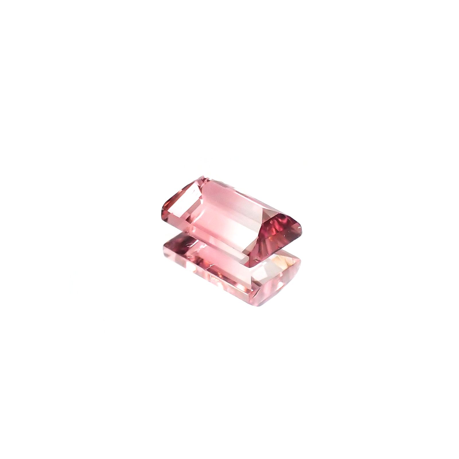 バイカラートルマリン(宝石名バイカラー・トルマリン) ブラジル産 1.08ct 識別済[210711601]7.6×4.7mm前後