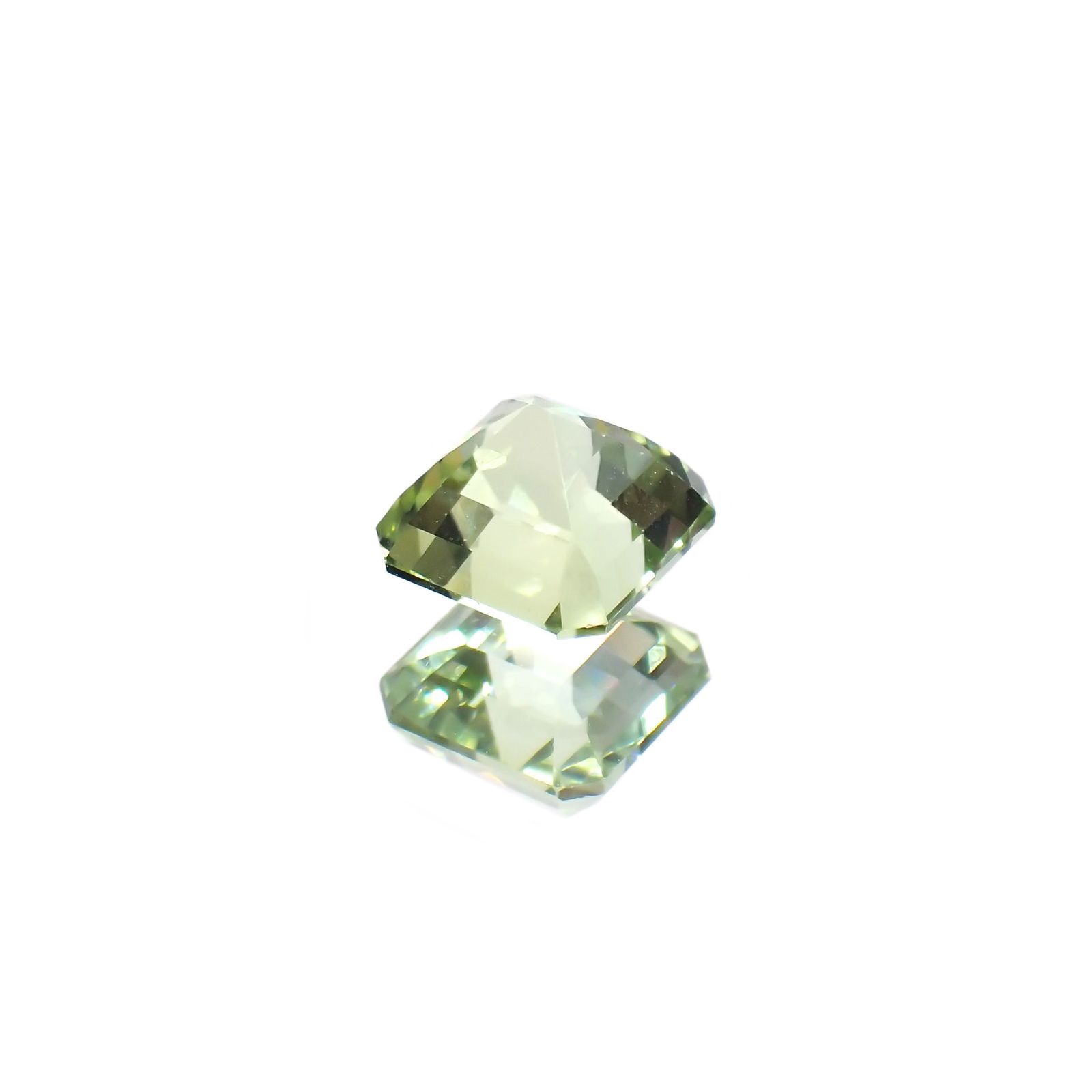 ミントトルマリン(宝石名グリーン・トルマリン) ルワンダ産 1.264ct ソ付(彩珠)[211013634]6.2×6.1mm前後