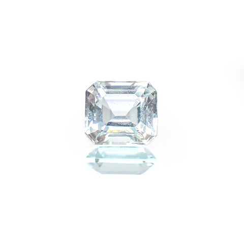 アンブリゴナイト/モンテブラサイト(宝石名モンテブラサイト)マダガスカル産 ソ付(日独) 1.146ct / 6.5x5.8mm前後 [231124100]