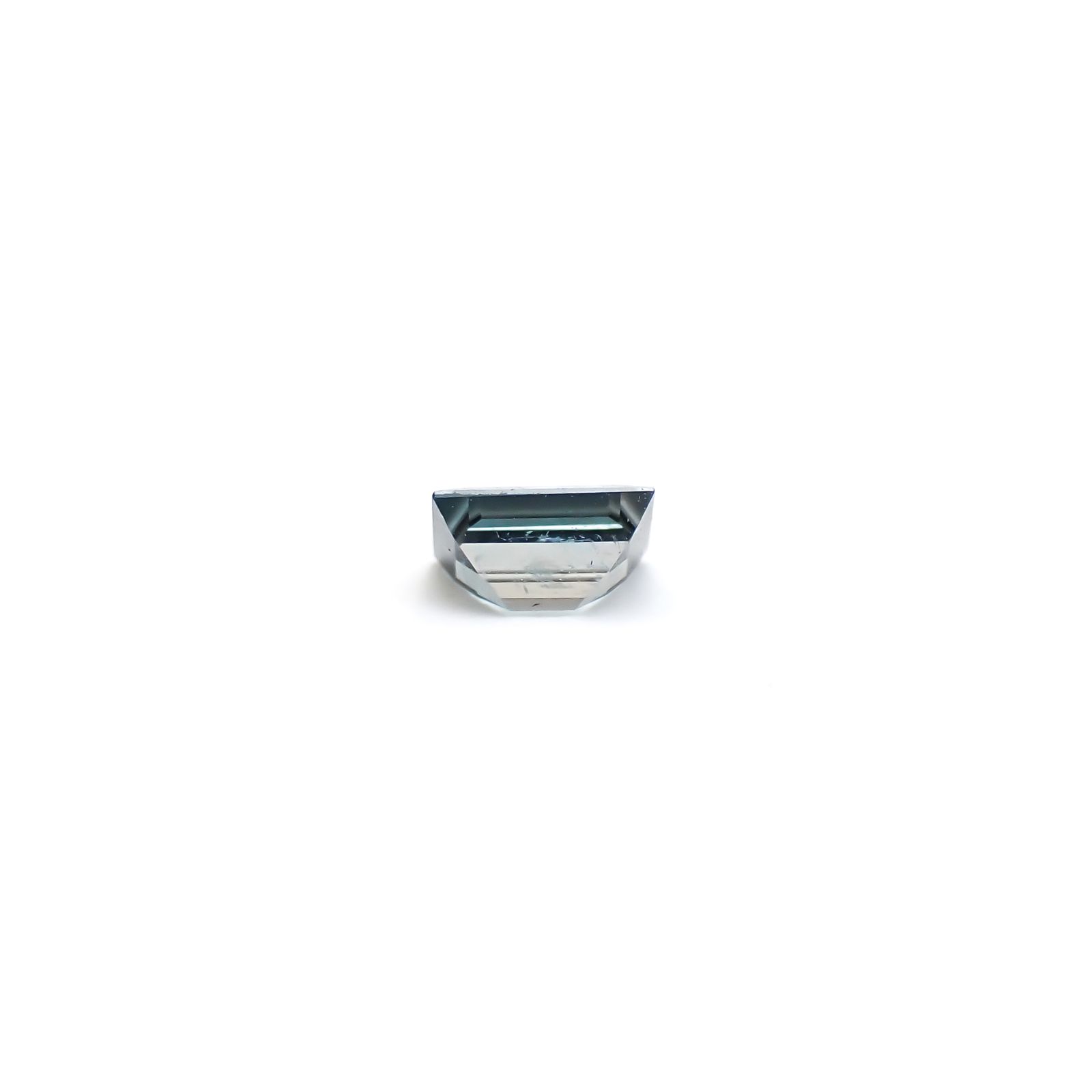 サファリン スリランカ産 0.16ct / 3.6x2.5mm前後 [260432053]