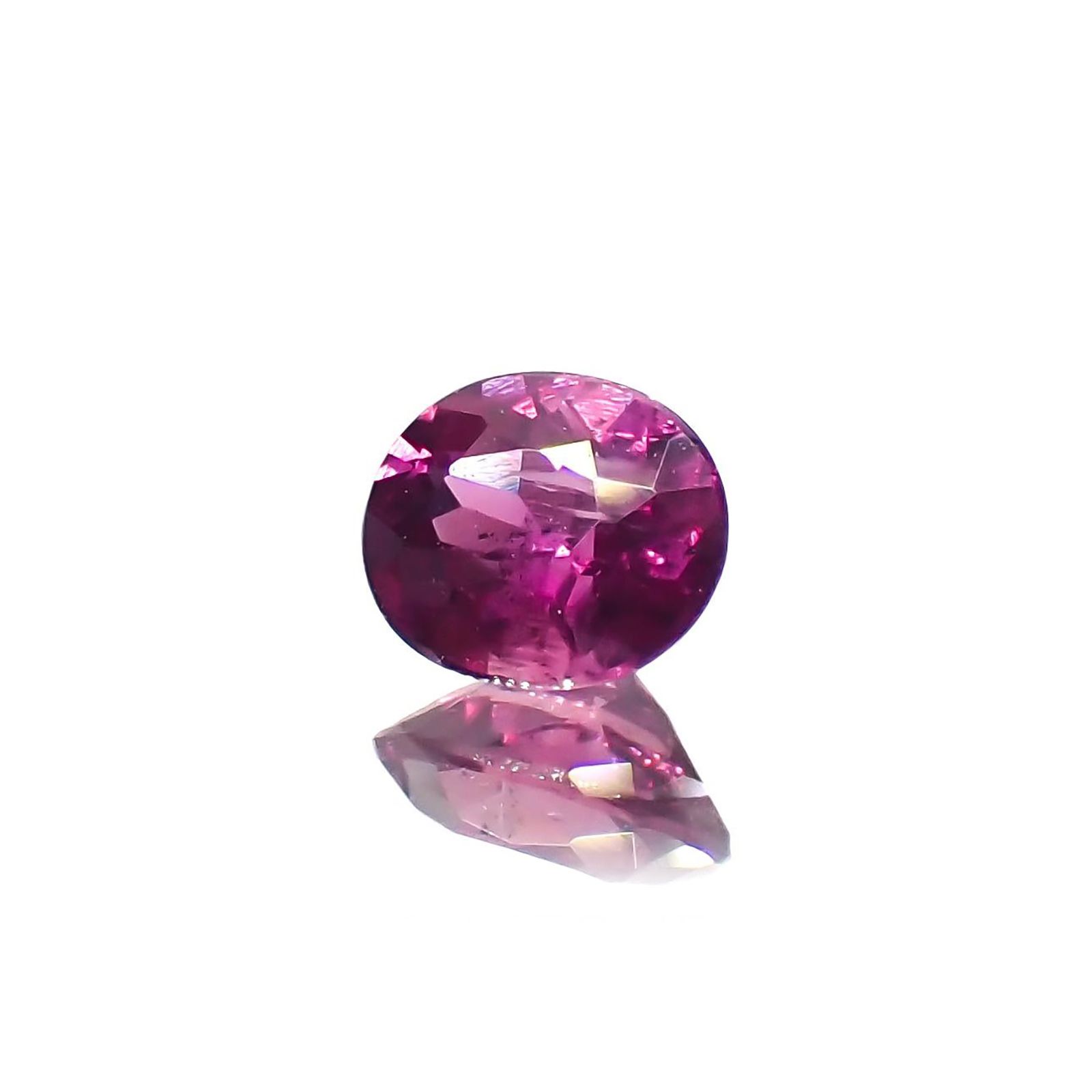 パープルサファイア パキスタン・カシミール産 0.34ct / 4.5x3.7mm前後 [251019861]