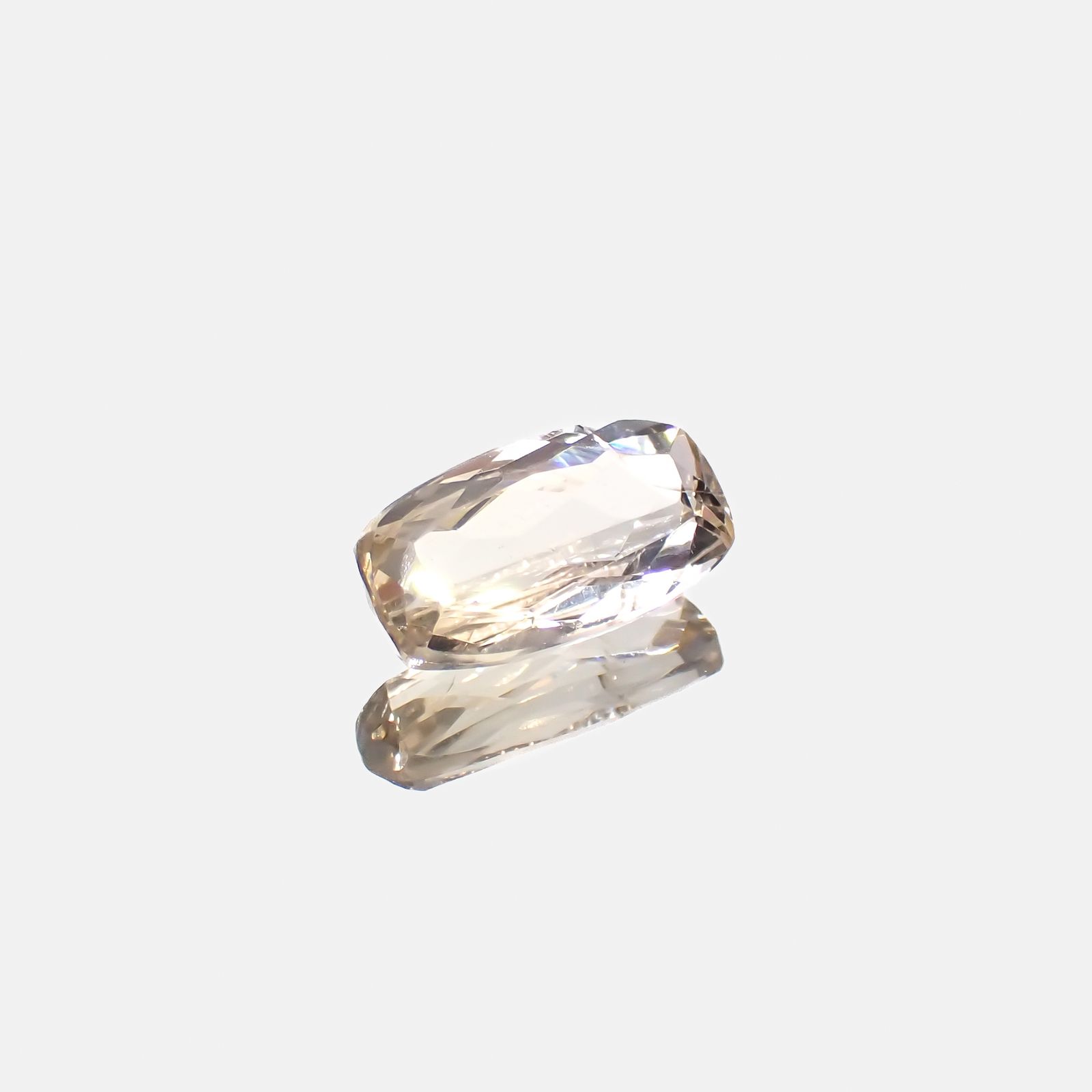 バイカラー天然トパーズ 9.954 ct ブラジル産出 (ソーティング