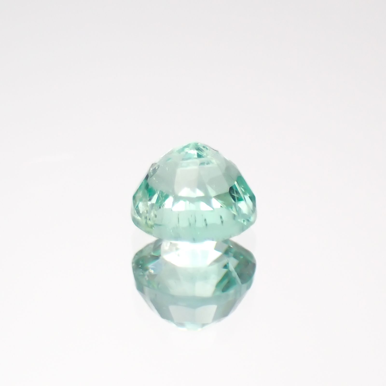 パステルカラーエメラルド コロンビア産 0.26ct[230421729]3.9x3.8mm前後