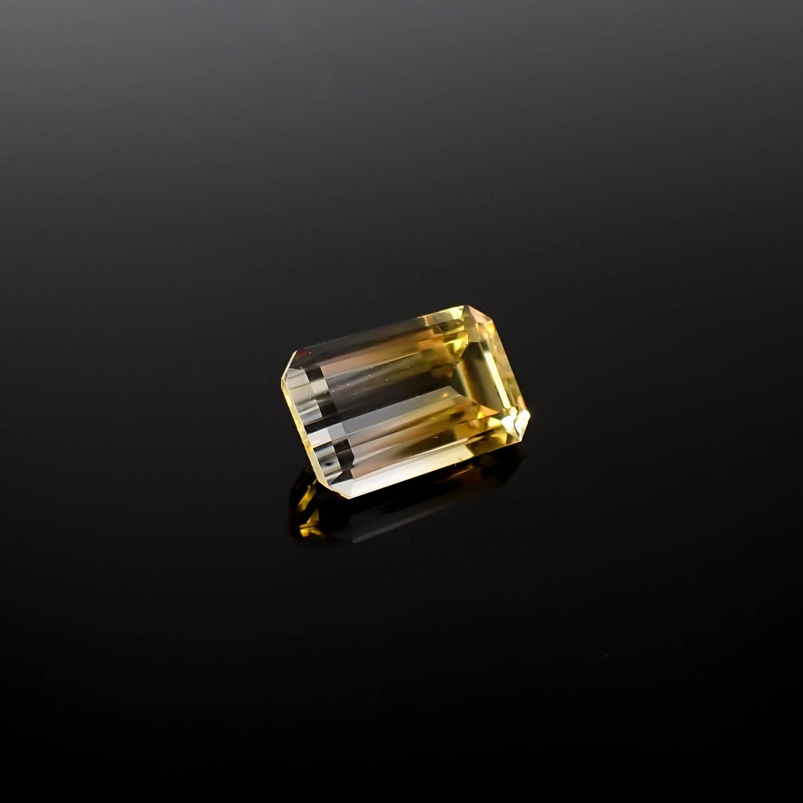 バイカラーシトリン ブラジル・ミナスジェライス州産 5.29ct[240326457]13.4x8.6mm前後