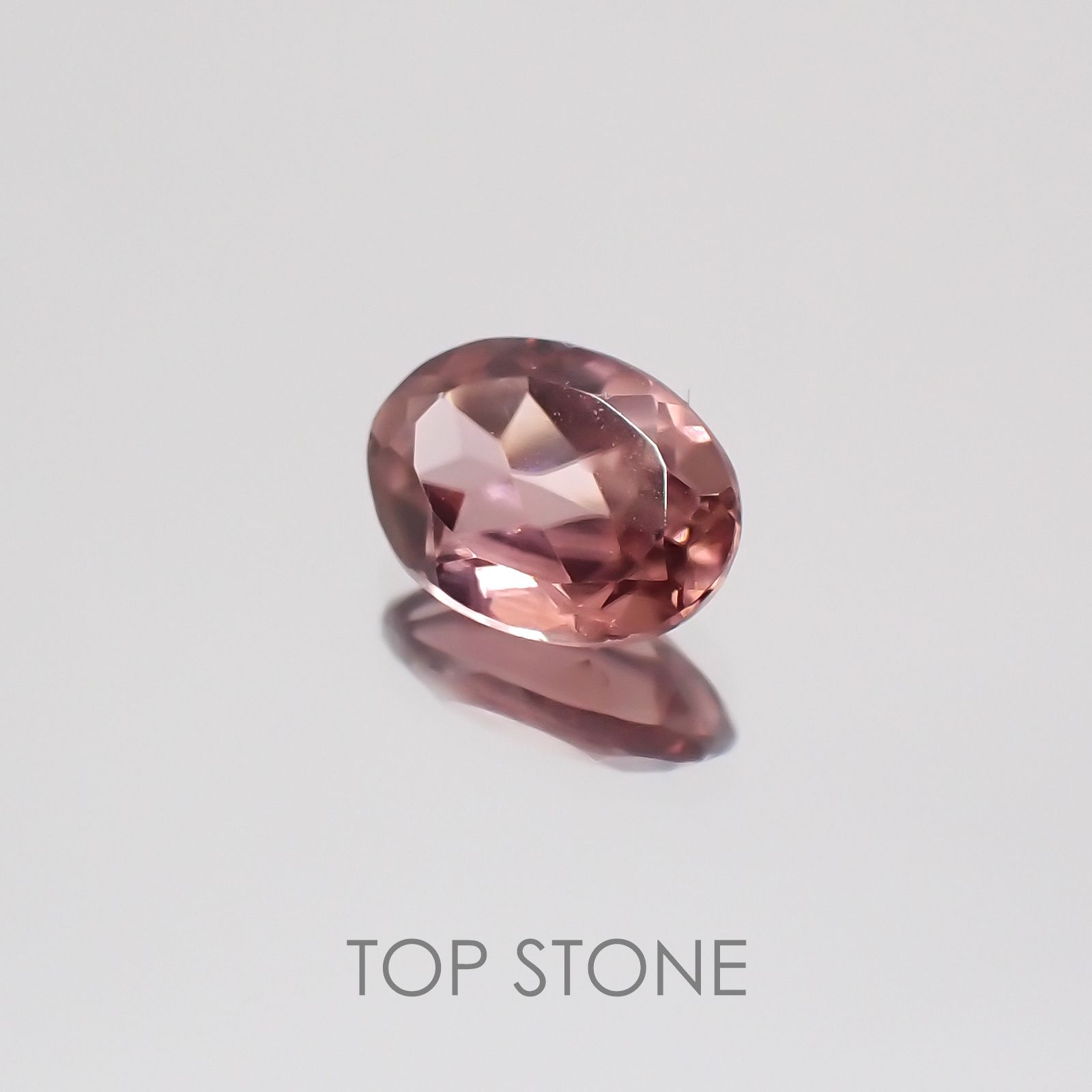 ピンクジルコン スリランカ,カンボジア産 ルース 1.08ct[21059797]7×5.1mm前後
