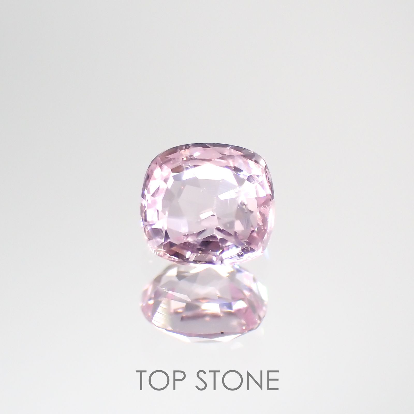 ピンクサファイア(宝石名ピンク・サファイア) マダガスカル/スリランカ産 0.32ct 識別済[210712558]3.8×3.8mm前後