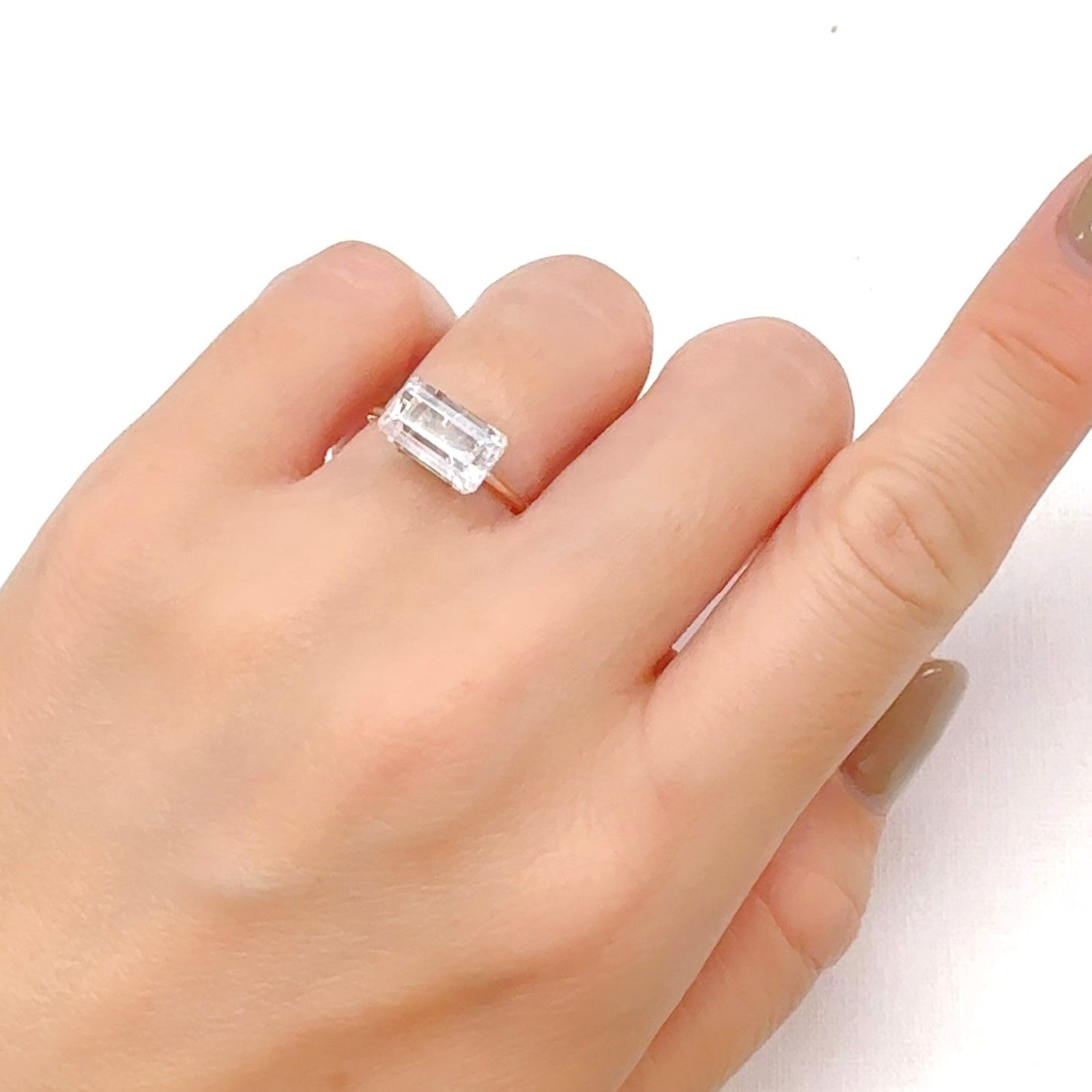 フェナカイト ブラジル産 2.98ct[240928816]10.3x6.4mm前後