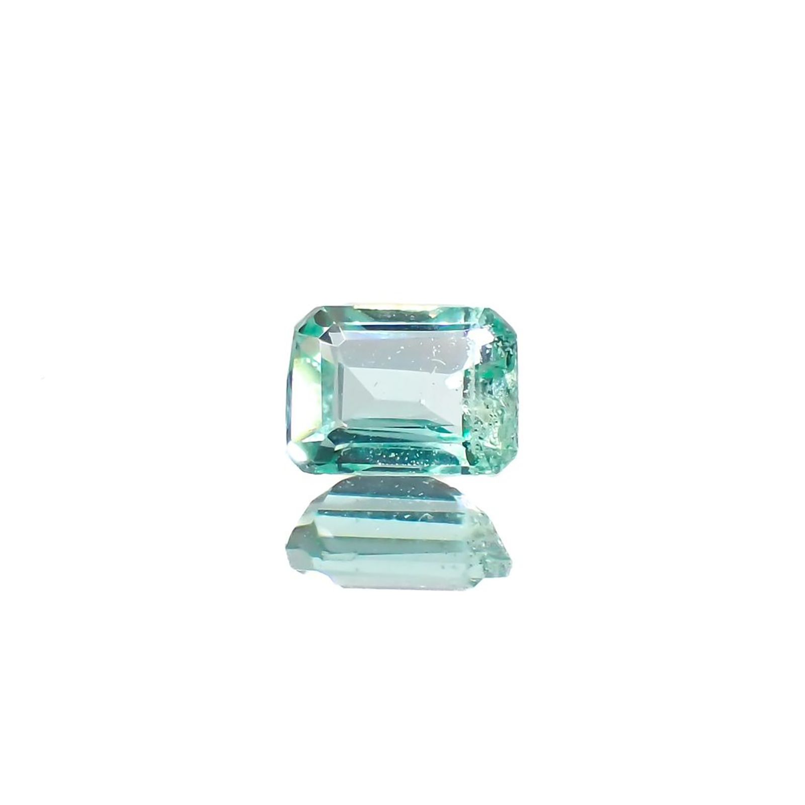 パステルカラーエメラルド コロンビア産 0.21ct / 4x3mm前後 [260225957]