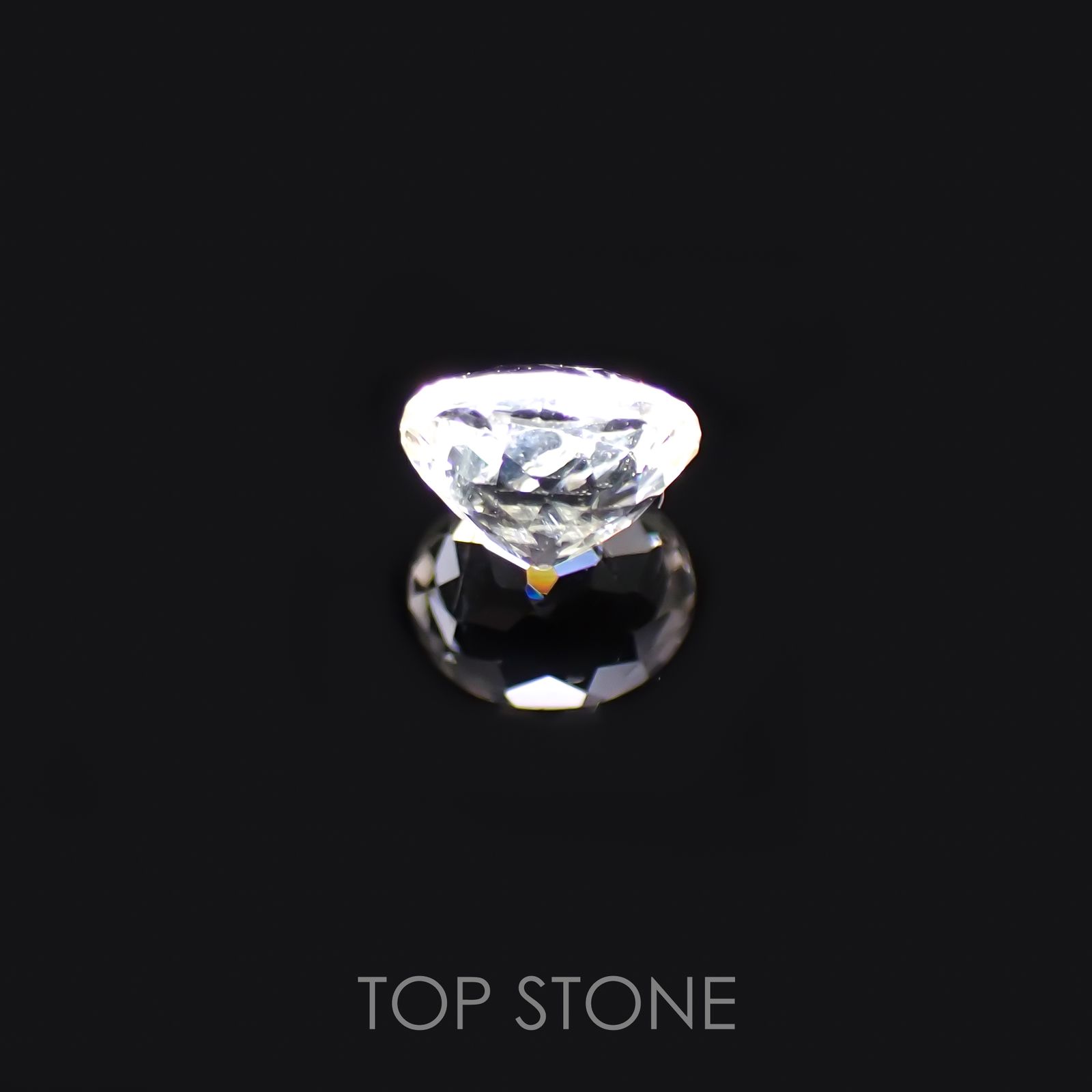 リューコガーネット ビルマ産 ルース 0.38ct[210510771]4.4×3.6mm前後