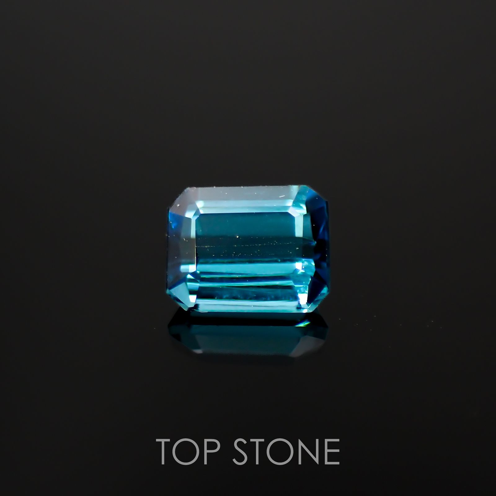 インディゴライト(宝石名トルマリン)アフガニスタン産 0.42ct 識別済[221219459]4.8x3.8mm前後