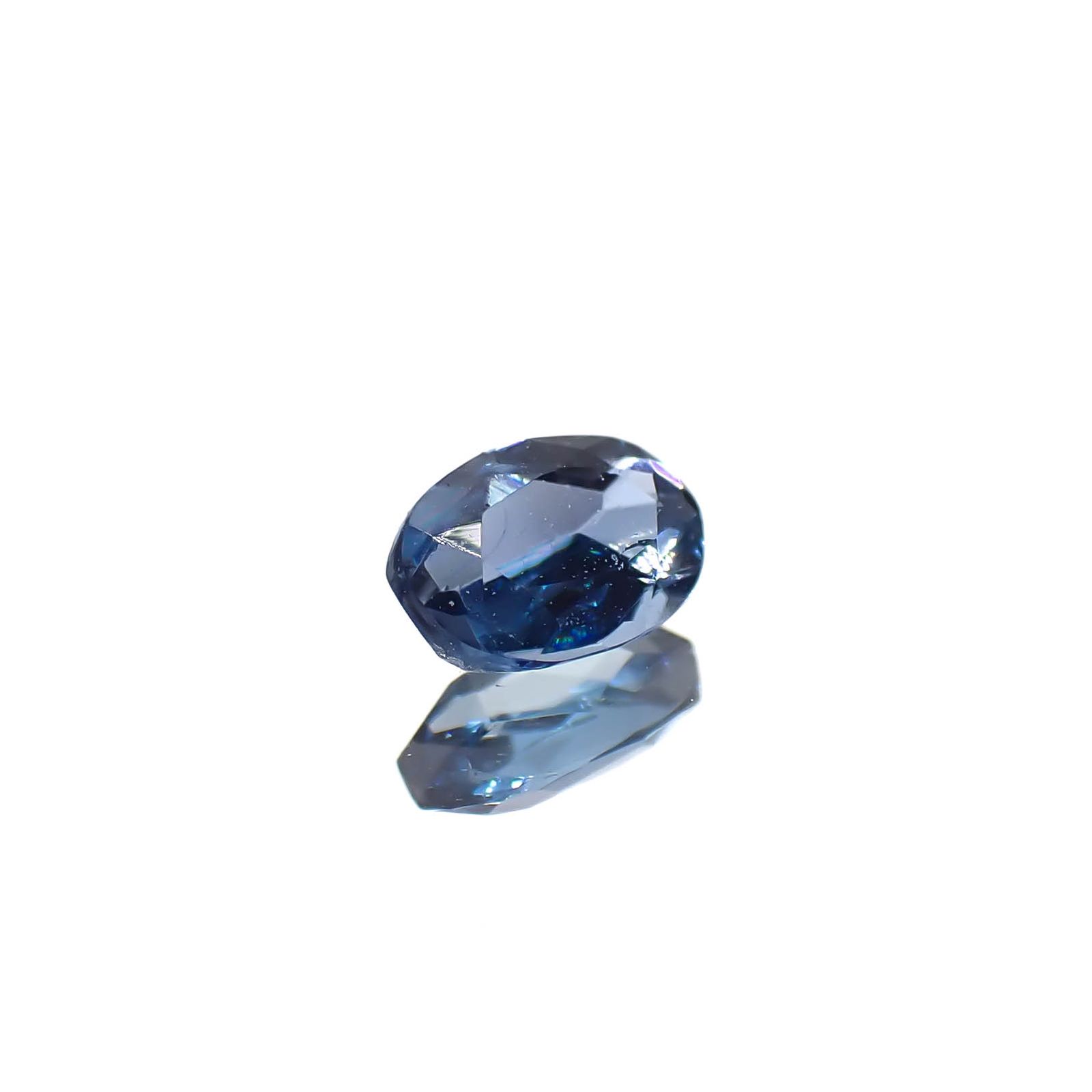 タトゥーアクアマリン ブラジル・ミナスジェライス州タトゥー鉱山産 0.14ct[240627942]4x2.8mm前後