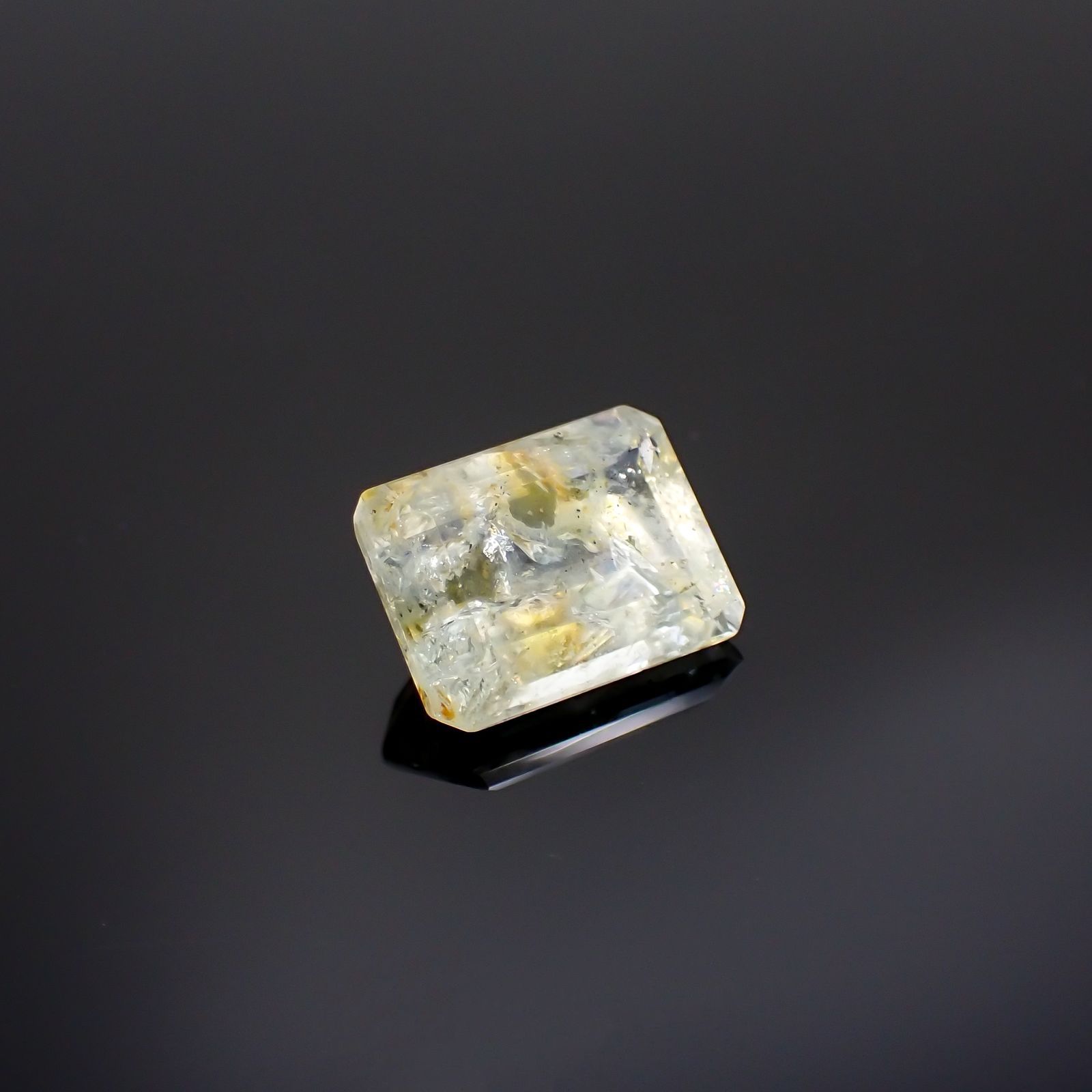 オーロラアクアマリン ブラジル産 3.60ct [220114389]10.9x8.3mm前後