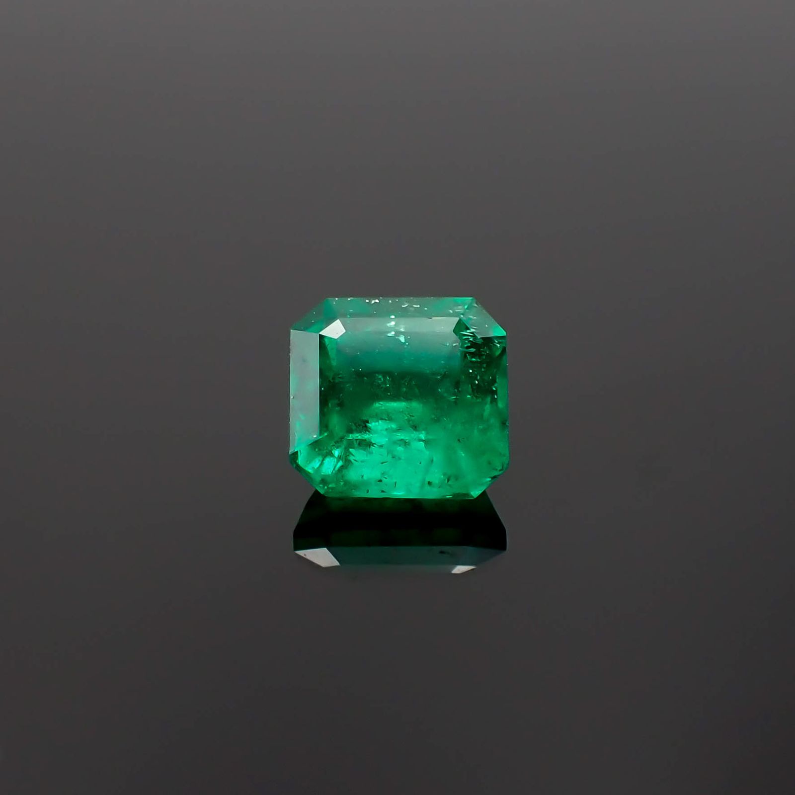 エメラルド コロンビア産 0.48ct[230421715]4.6x4.3mm前後