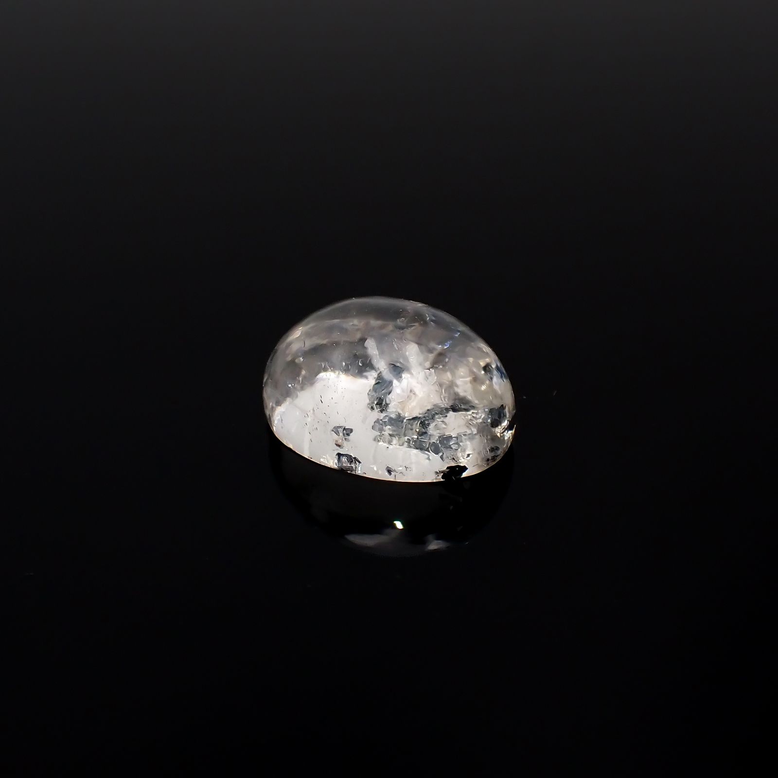 ヘマタイトインクォーツ 中国産 9.52ct[231023758]14.7x11.5mm前後