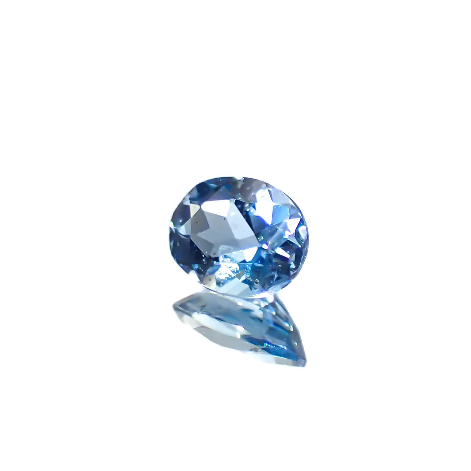 サンタマリアアクアマリン ブラジル産 0.29ct [250329937]5.1x3.9mm前後