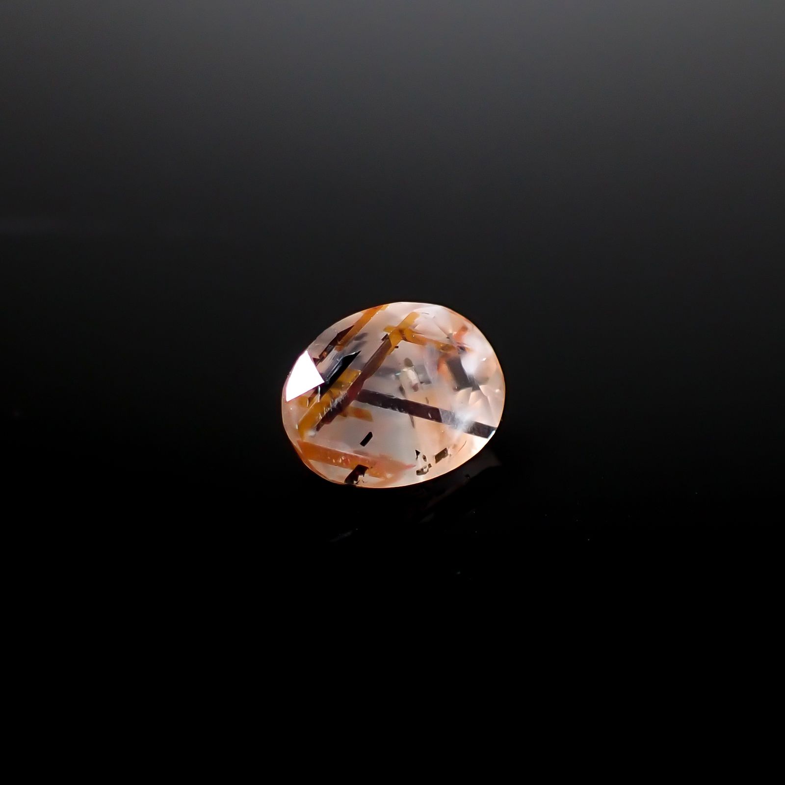 レインボーラティスサンストーン オーストラリア産 1.21ct [250229853]8.2x6mm前後