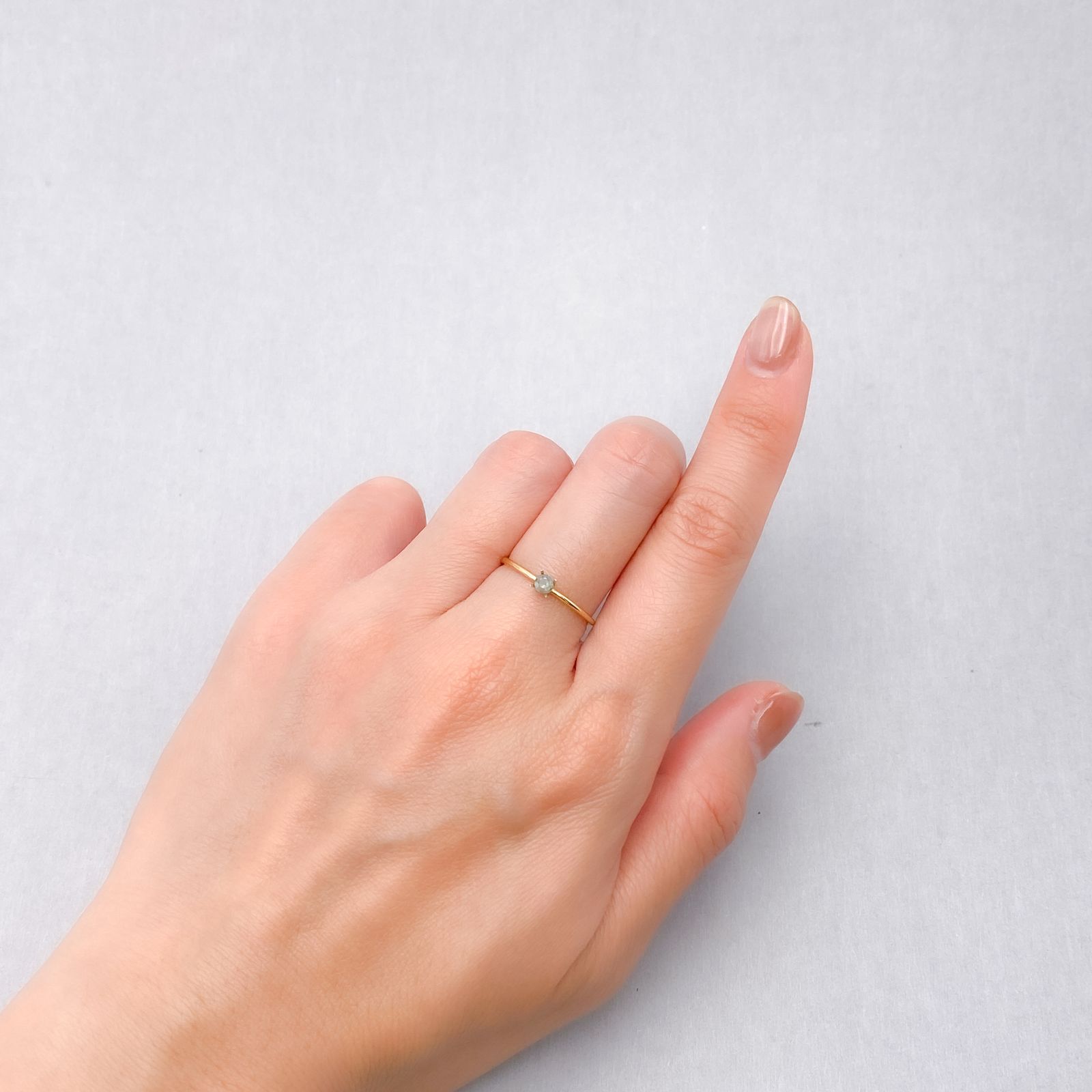 シルキーアレキサンドライト ブラジル・ミナスジェライス州ヘマチタ鉱山産 0.12ct [250129765]3x3mm前後