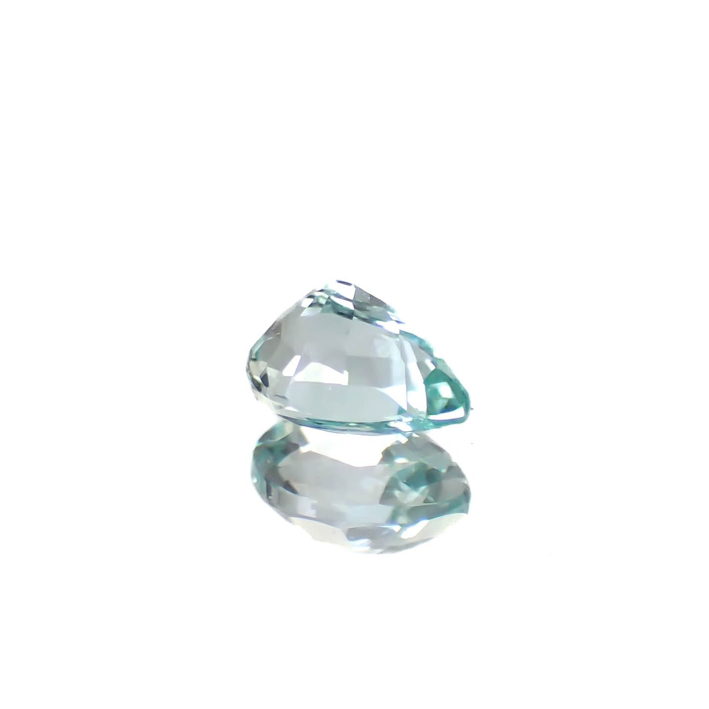 ミントベリル ナイジェリア産 0.36ct [250430199]5.5x3.9mm前後
