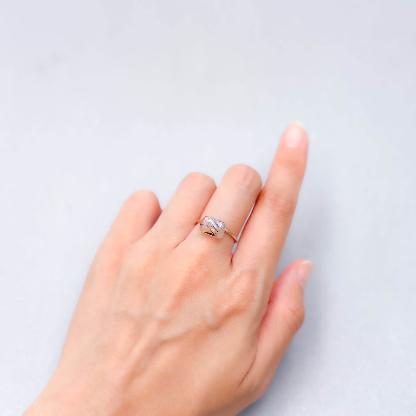 レインボーラティスサンストーン オーストラリア産 3.00ct [250730690]9.6x6.9mm前後
