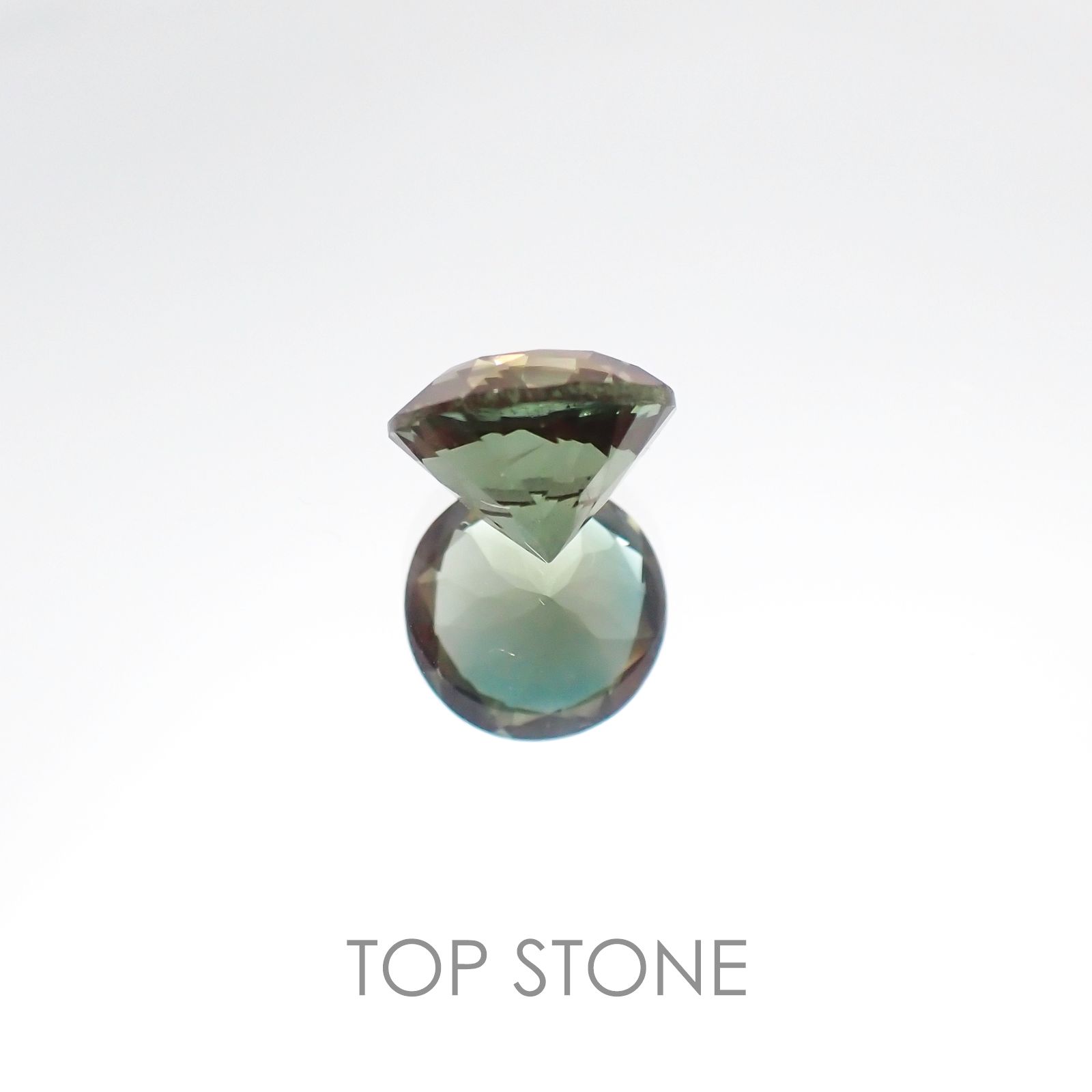 バイカラーオレゴンサンストーン アメリカ産 ルース 1.8ct[20106327]7.9×7.9mm前後