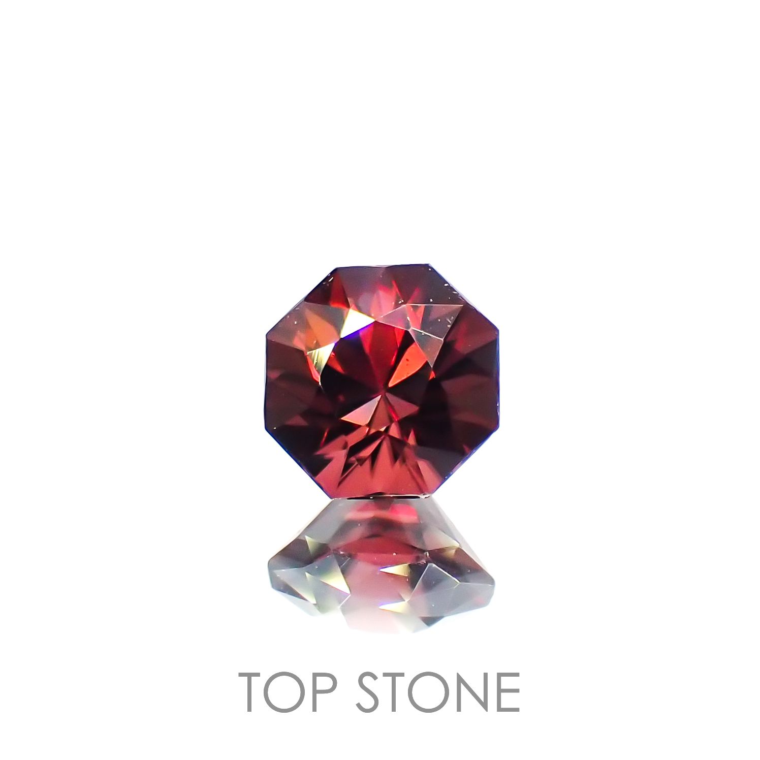 ◇オクタゴンカット◇レッドジルコン(宝石名ジルコン)スリランカ/カンボジア産 0.84ct 識別済[221219497]5x5mm前後