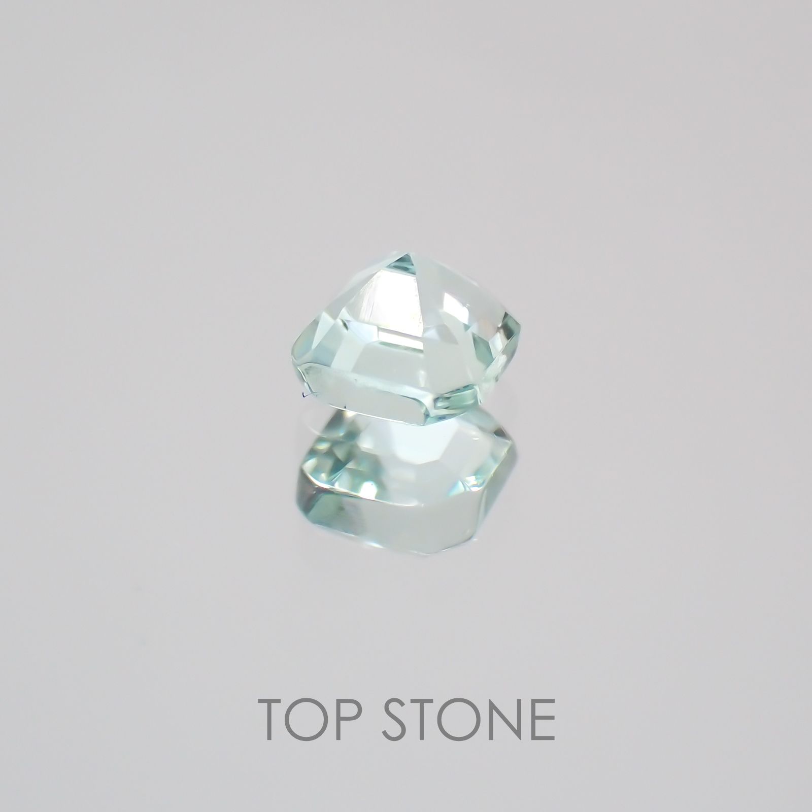 ミントベリル(グリーンベリル) ブラジル産 ルース 0.19ct[21059714]3.2×3.2mm前後