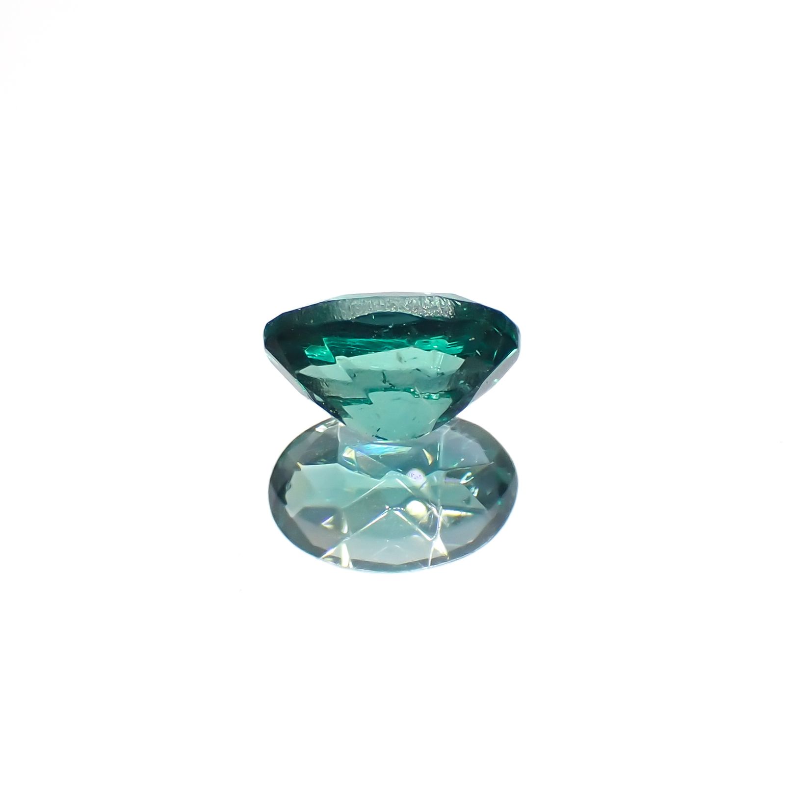 ノーブルモロキサイト マダガスカル産 0.56ct[230321362]6x3.9mm前後