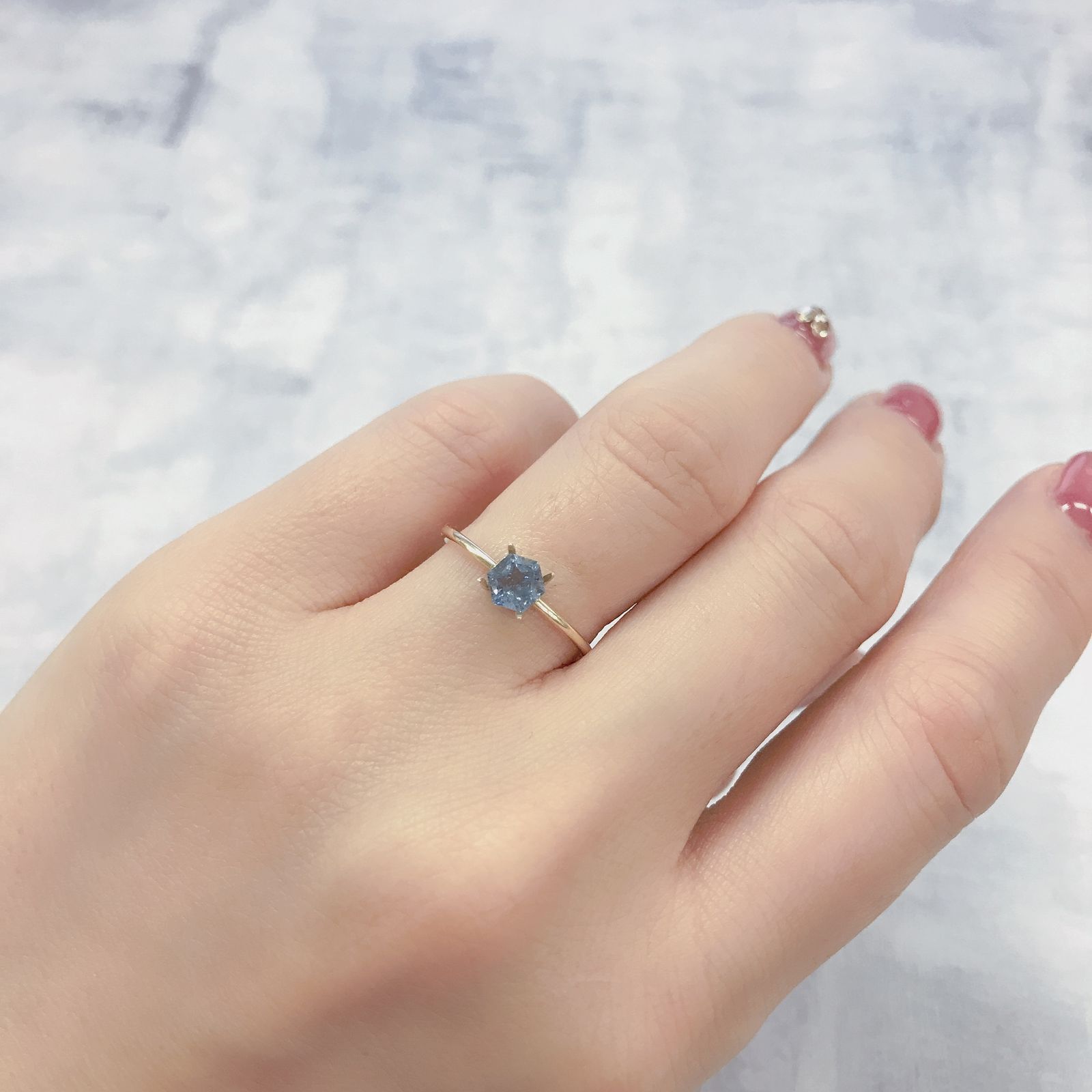 ◇ヘキサゴンカット◇サンタマリアアクアマリン(宝石名アクアマリン)ブラジル産 0.44ct 識別済[220114669]4.5x4.5mm前後