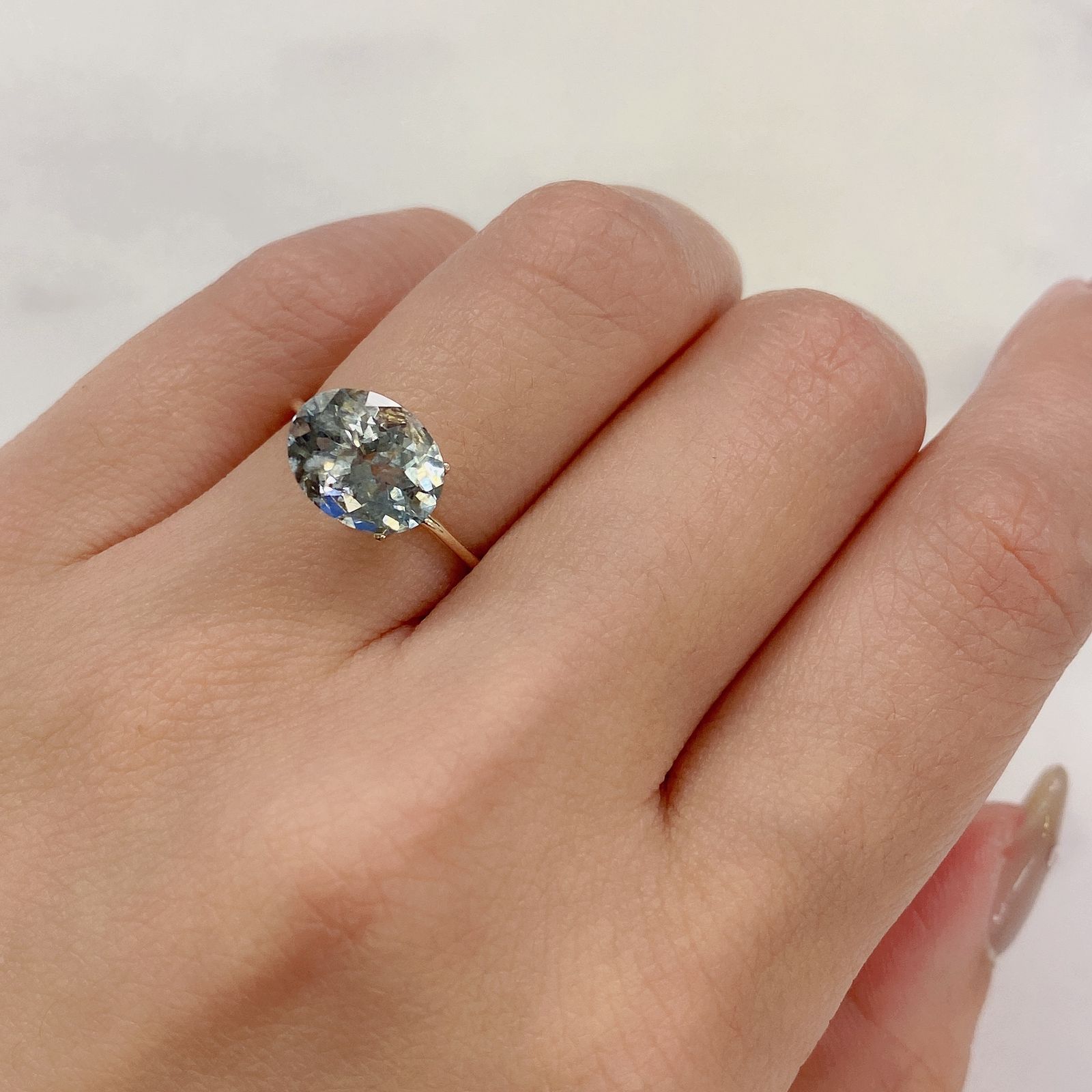 アベンチュリンアクアマリン(宝石名アクアマリン) ナイジェリア産 2.57ct 識別済[210712990]10×7.9mm前後