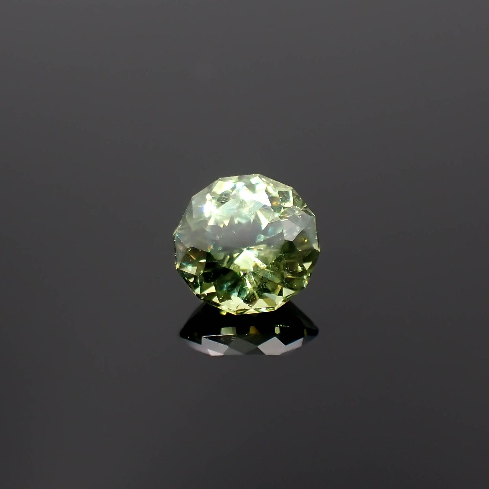 ◇カスタムカット◇デマントイドガーネット ナミビア共和国産 0.51ct[230421377]4.7x4.7mm前後