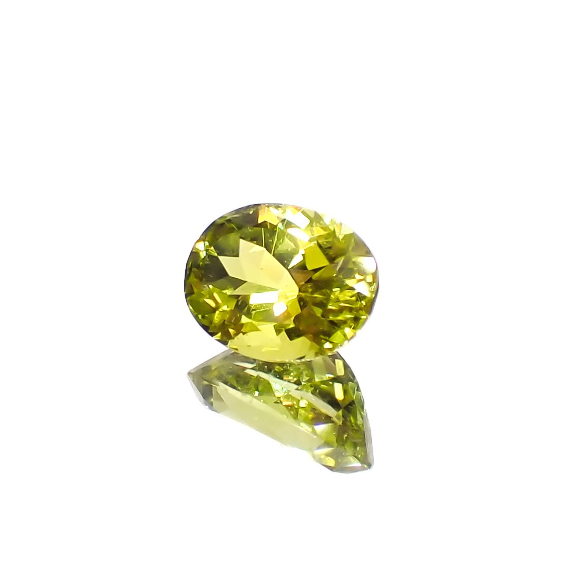 カナリートルマリン ザンビア・カナリー鉱山産 0.88ct[230823140]7.1x5.1mm前後