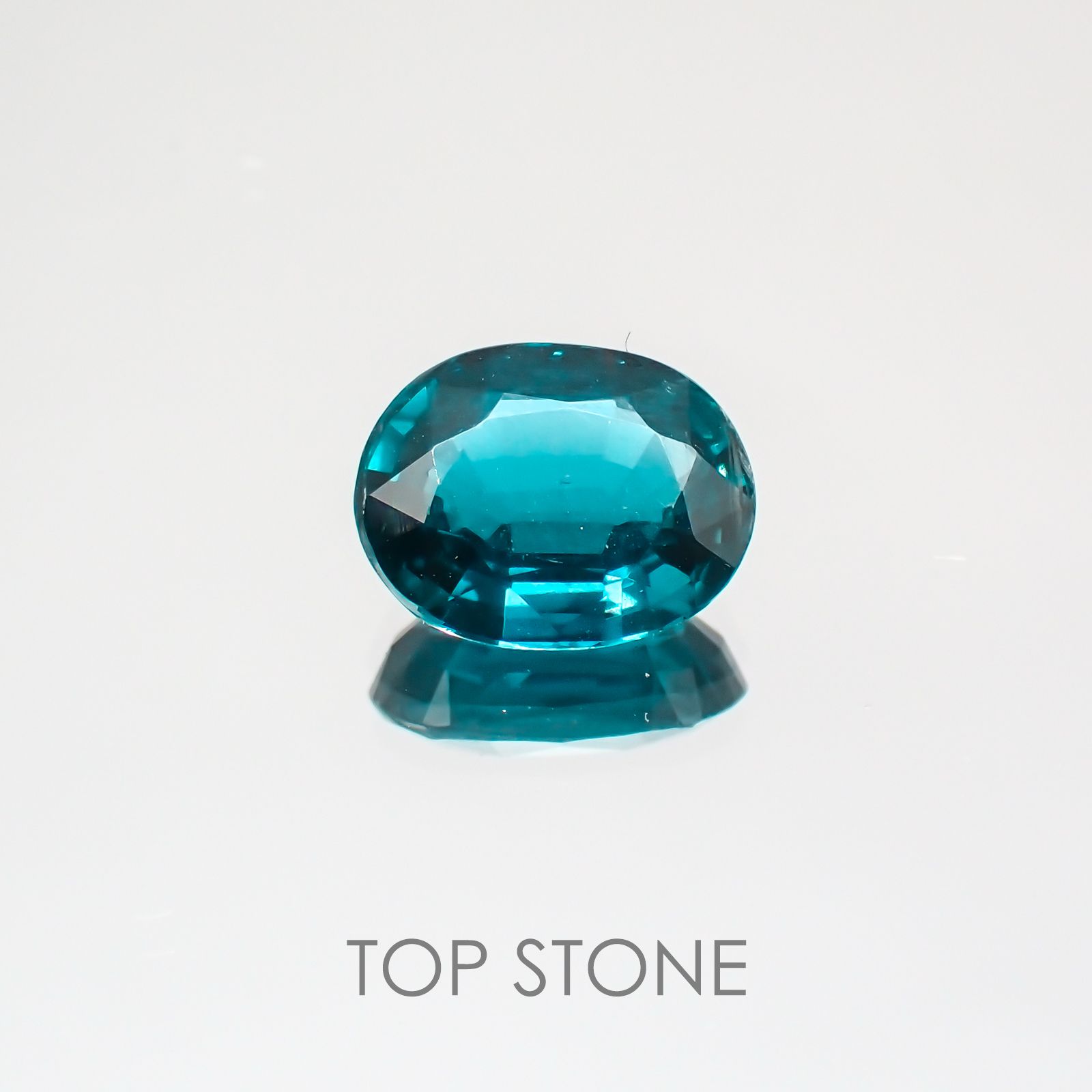 オーシャンブルーカイヤナイト ネパール産 ルース 2.19ct[210310279]8.9×7mm前後