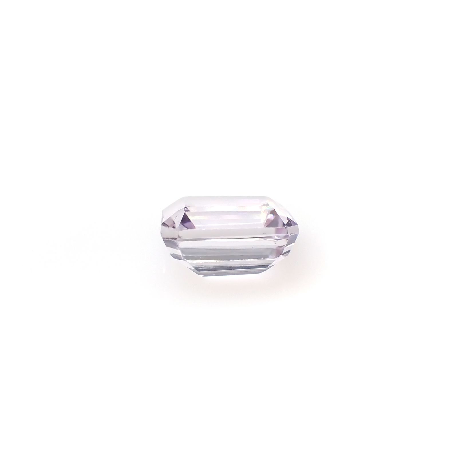 クンツァイト アフガニスタン産 4.06ct[231224711]9.2x8.4mm前後