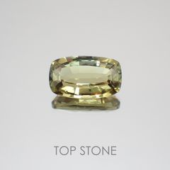 ダイアスポア カラーチェンジ(宝石名ダイアスポア/カラーチェンジタイプ) トルコ産 5.548ct ソ付(日独)[19111473]14.1×8.2mm前後