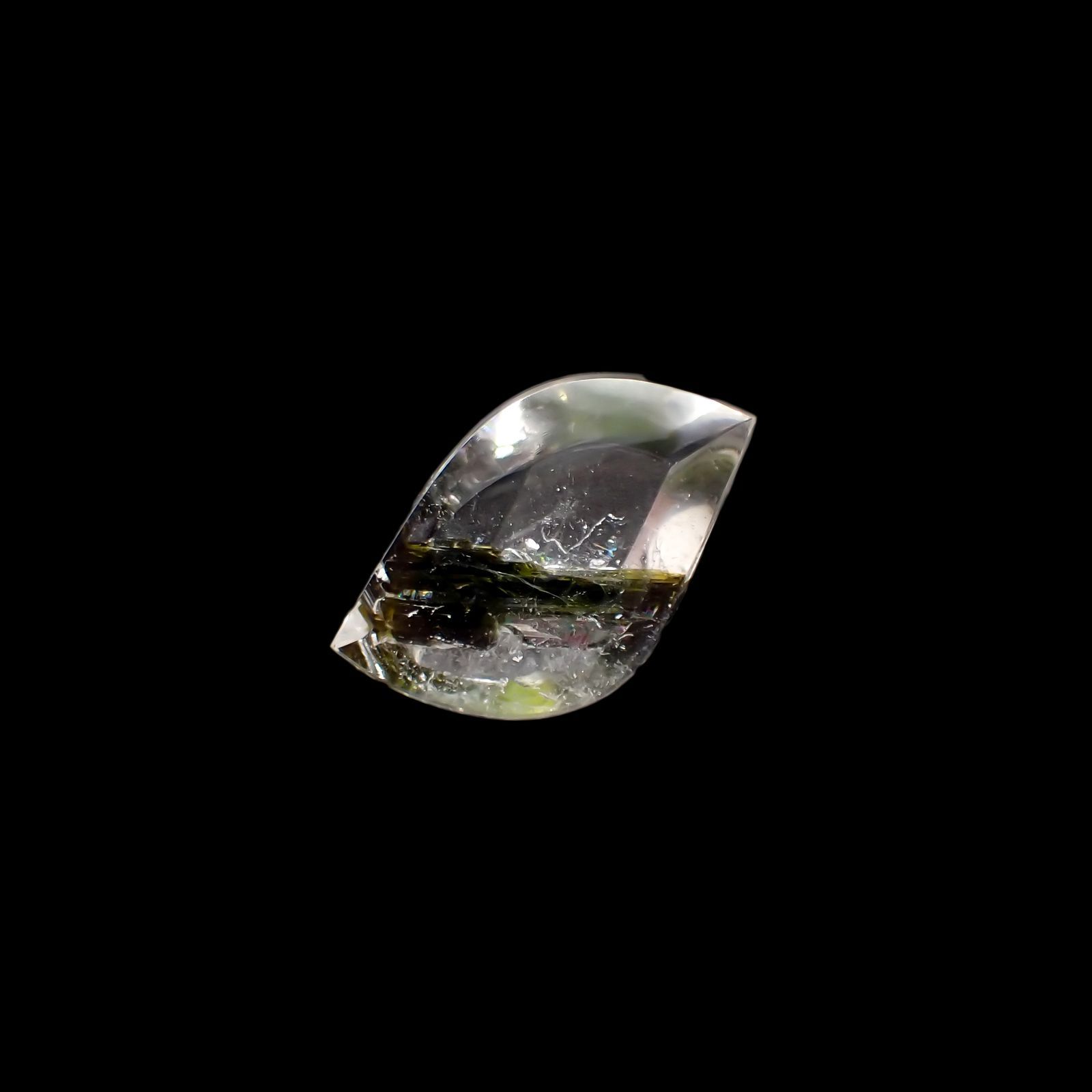 グリーントルマリンインクォーツ ブラジル・ミナスジェライス州産 21.23ct[221018306]29x17mm前後