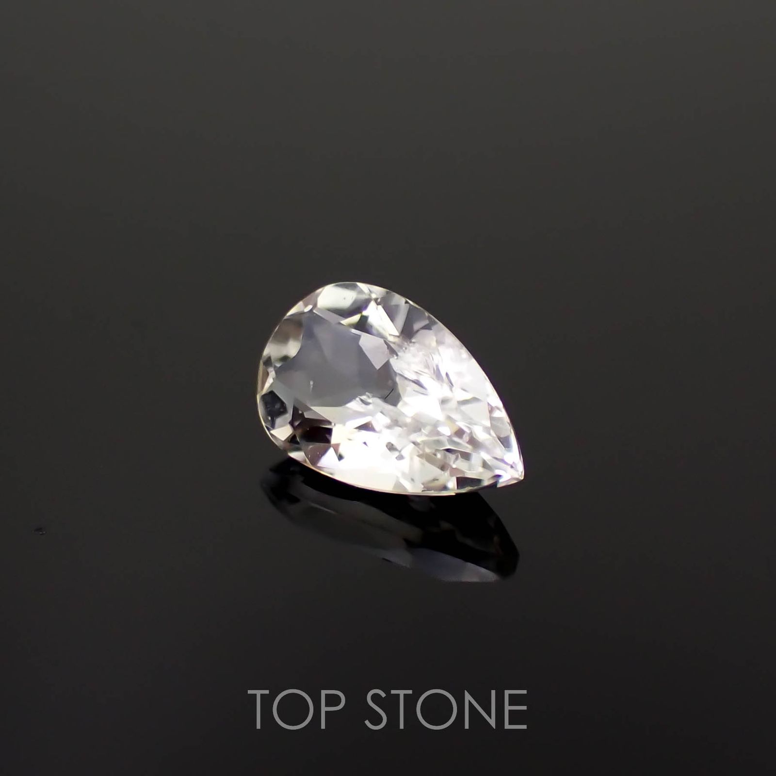 オリゴクレース(宝石名オリゴクレース)ブラジル産 1.05ct 識別済[221219443]8.9x5.6mm前後