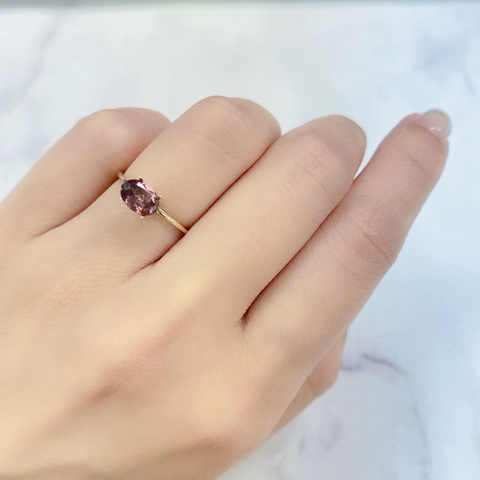ピンクジルコン(宝石名ジルコン) スリランカ/カンボジア産/ 1.17ct 識別済[21059794]7.1×5.1mm前後