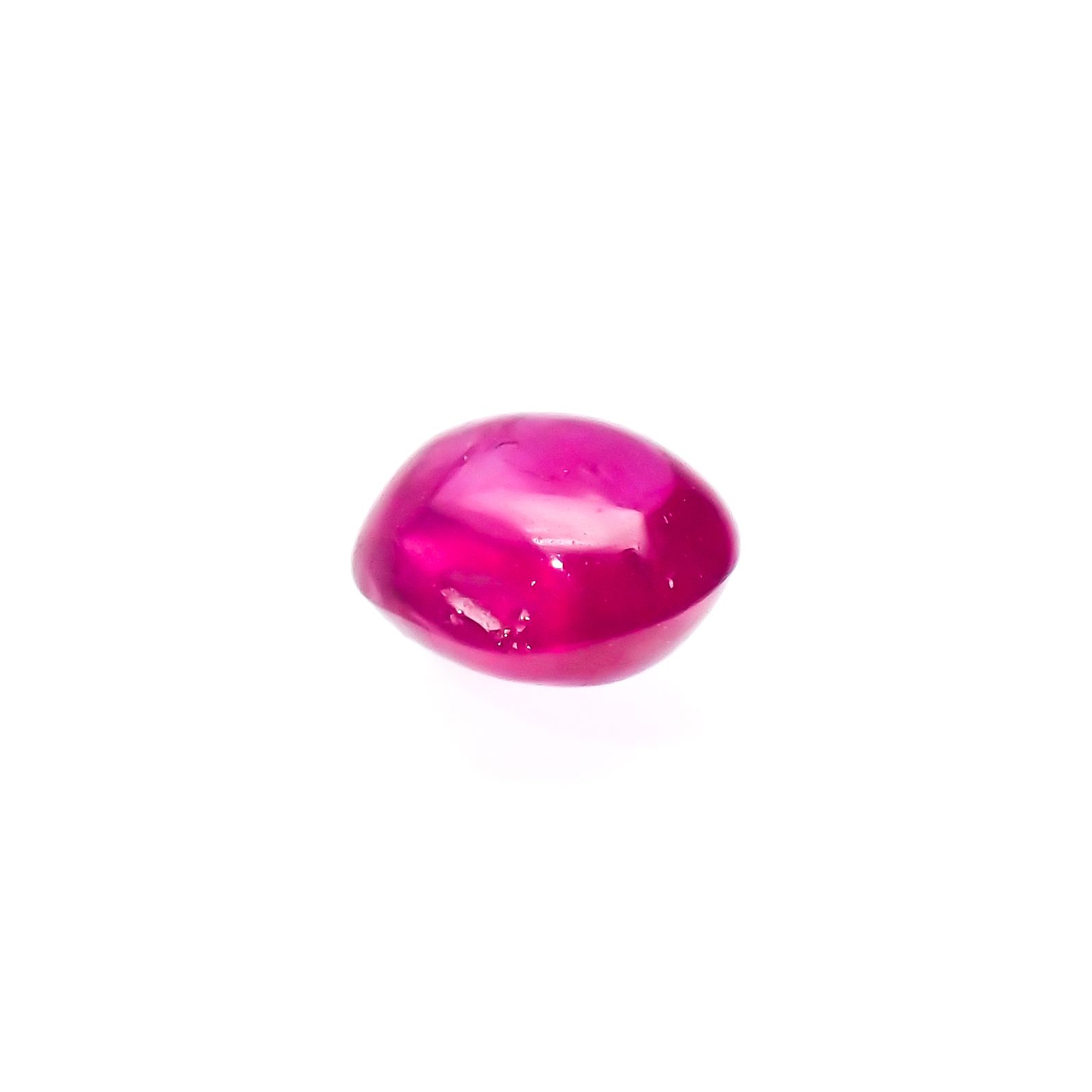 ルビー 非加熱(宝石名ルビー)ビルマ産 0.40ct 識別済[230622358]4.3x3.8mm前後