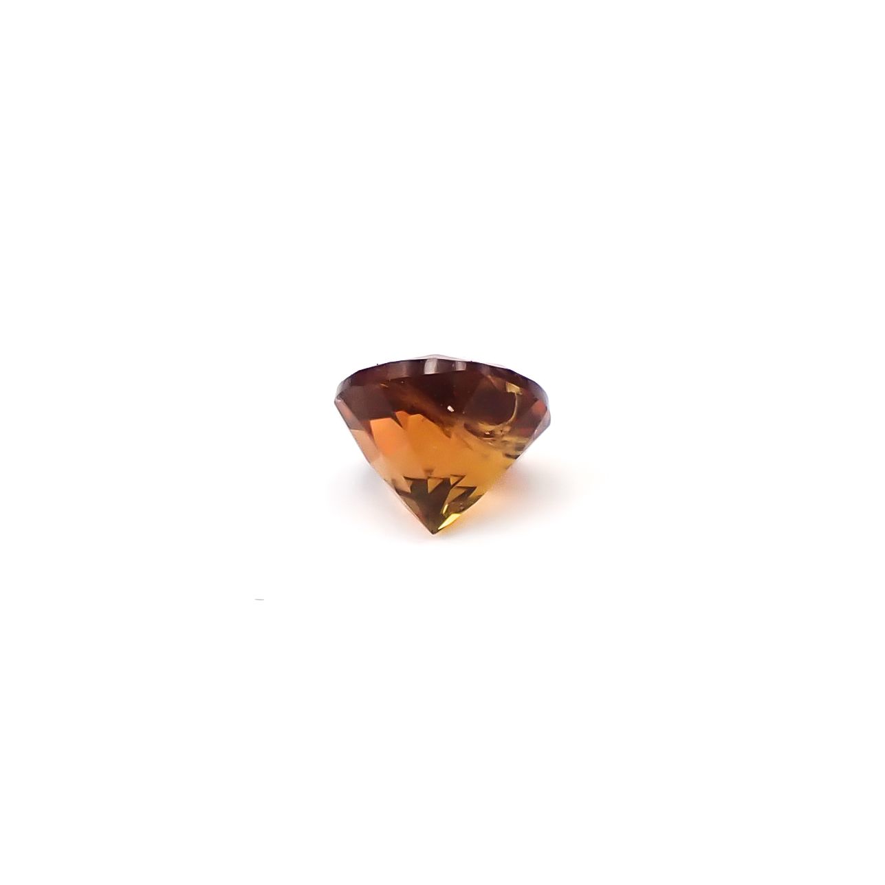 ゴールデンアイオライト(宝石名コーディエライト)マダガスカル産 識別済 0.26ct / 4.2x4.2mm前後 [260532196]