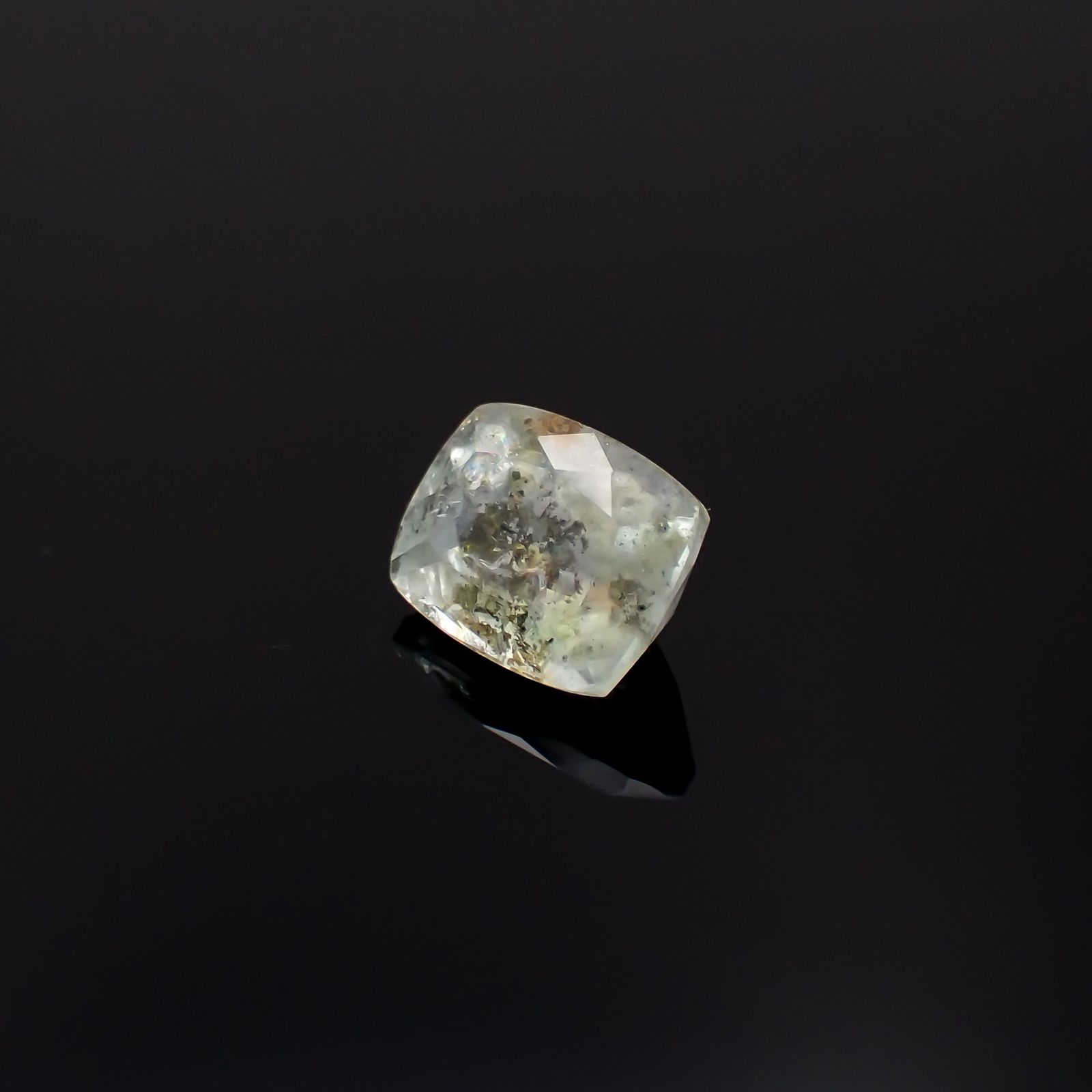 オーロラアクアマリン ブラジル産 3.33ct[231224677]10.4x8.2mm前後