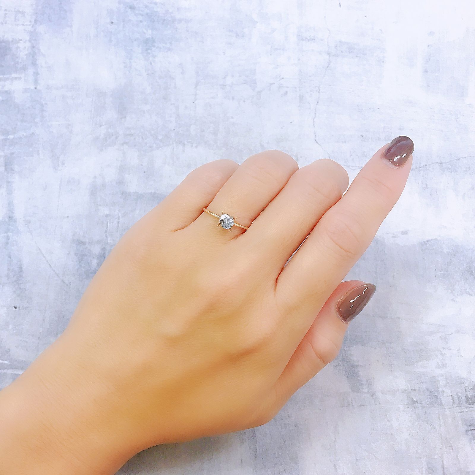 アイスブルーサファイア(宝石名サファイア)スリランカ/マダガスカル産 0.53ct 識別済[220918075]5x4.6mm前後