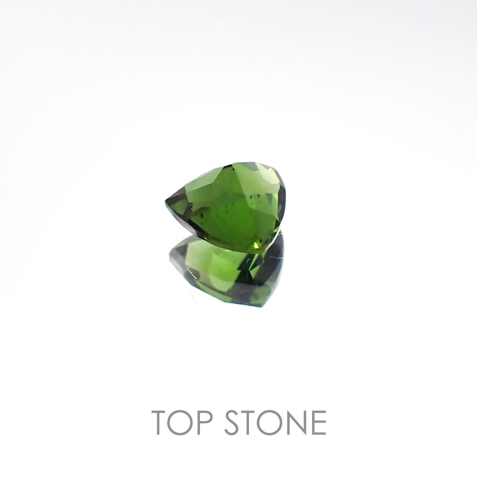クロムトルマリン タンザニア産 ルース 0.34ct[20096202]4.7×4.6mm前後