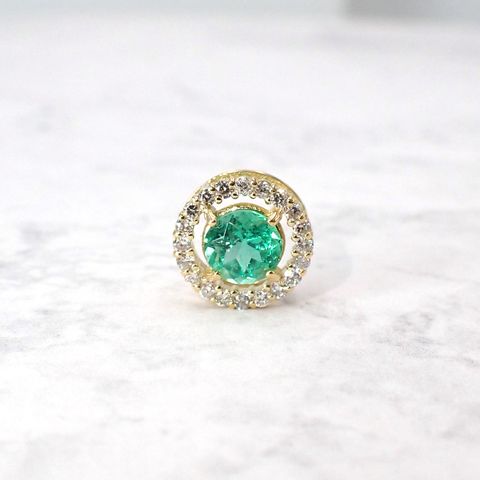 ◇K18 Briller（ブリエ）◇ダイヤモンド×エメラルド | 8.5mmタイプ [取り巻きデザインチャーム/ペンダントトップ※チェーン別売り]