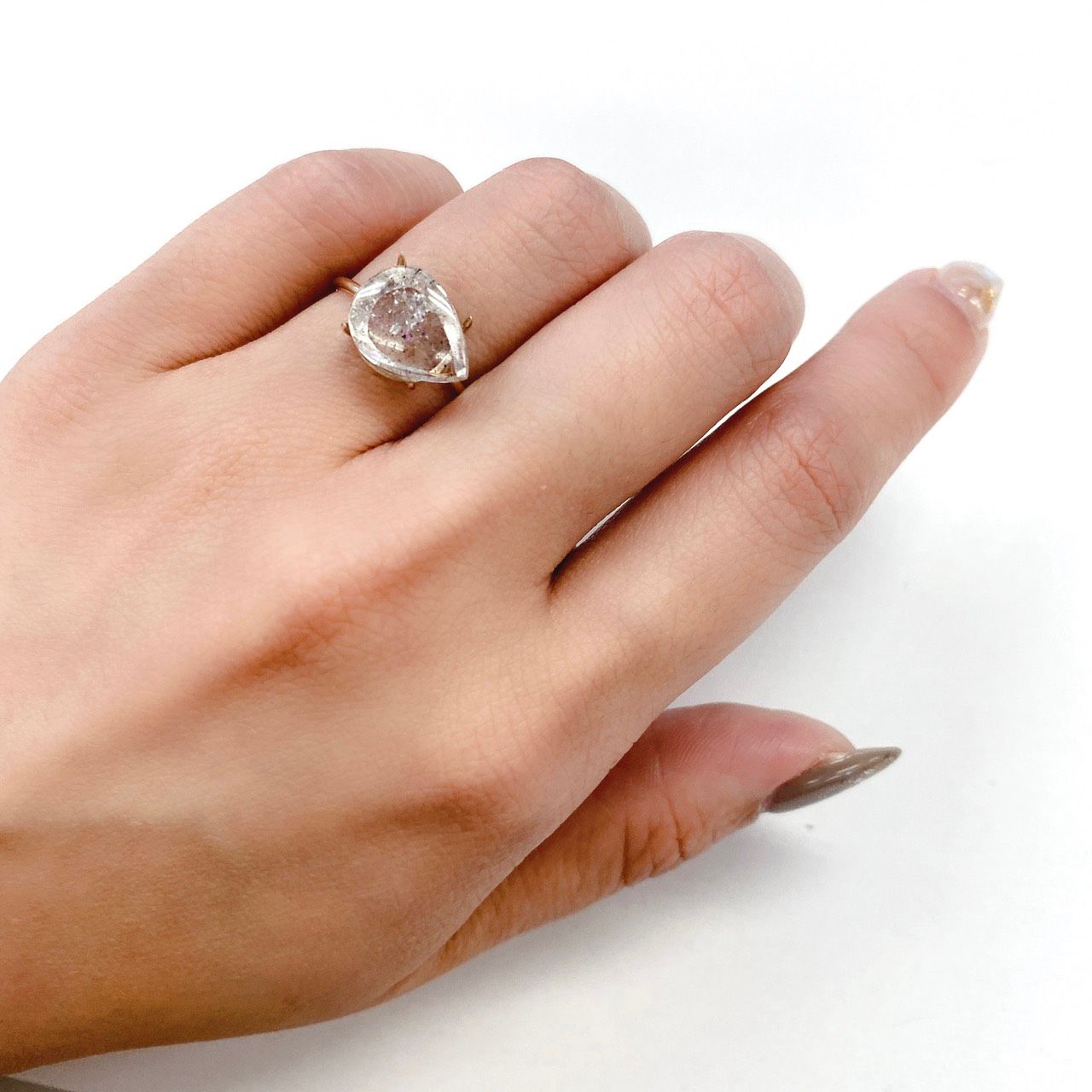 ティンカーベルクォーツ ブラジル産 ルース 3.83ct[210510743]12.5×9.3mm前後