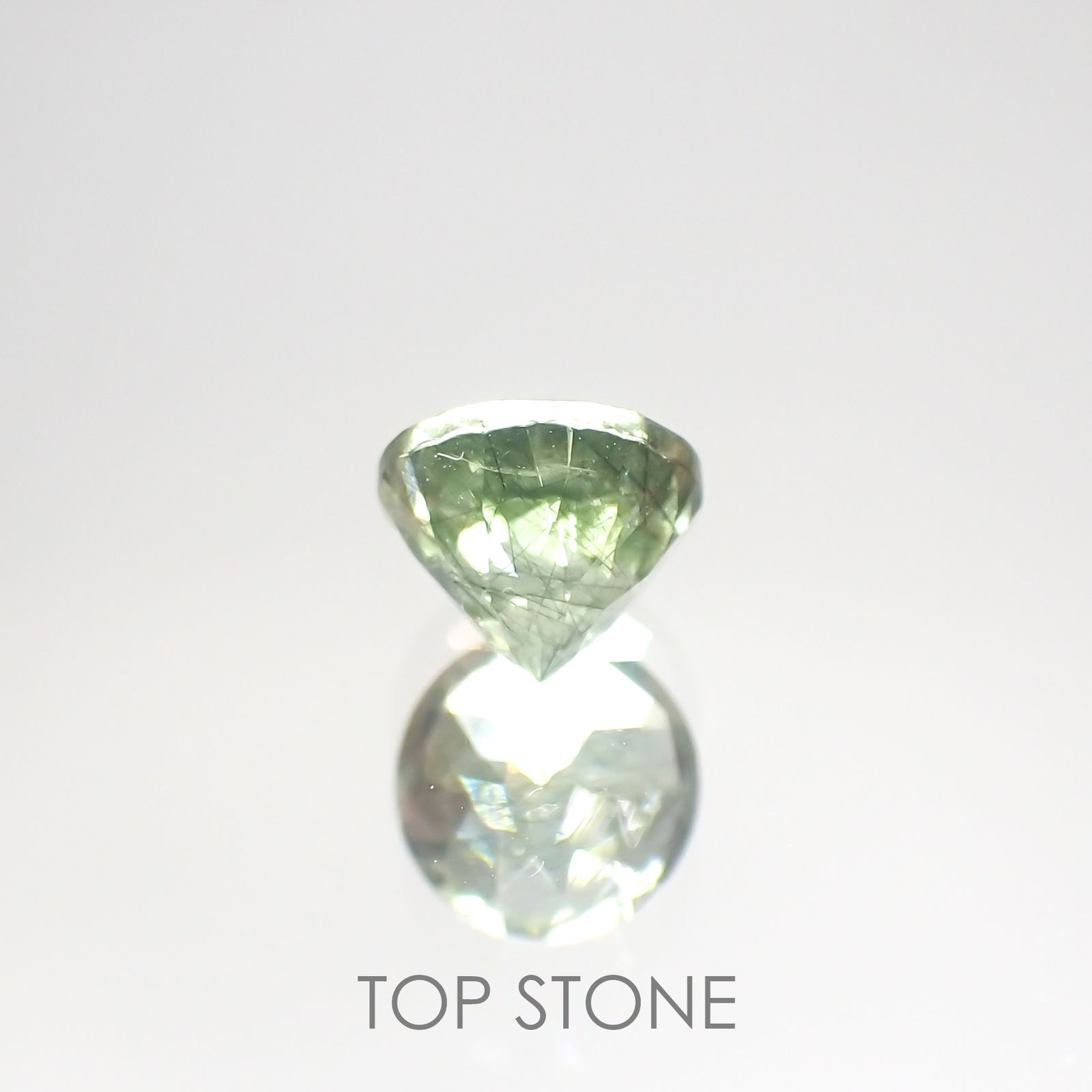 ルドウィジャイトインペリドット(宝石名ルドウィジャイトインペリドット) パキスタン産 1.09ct 識別済[211013501]6.1×6.1mm前後