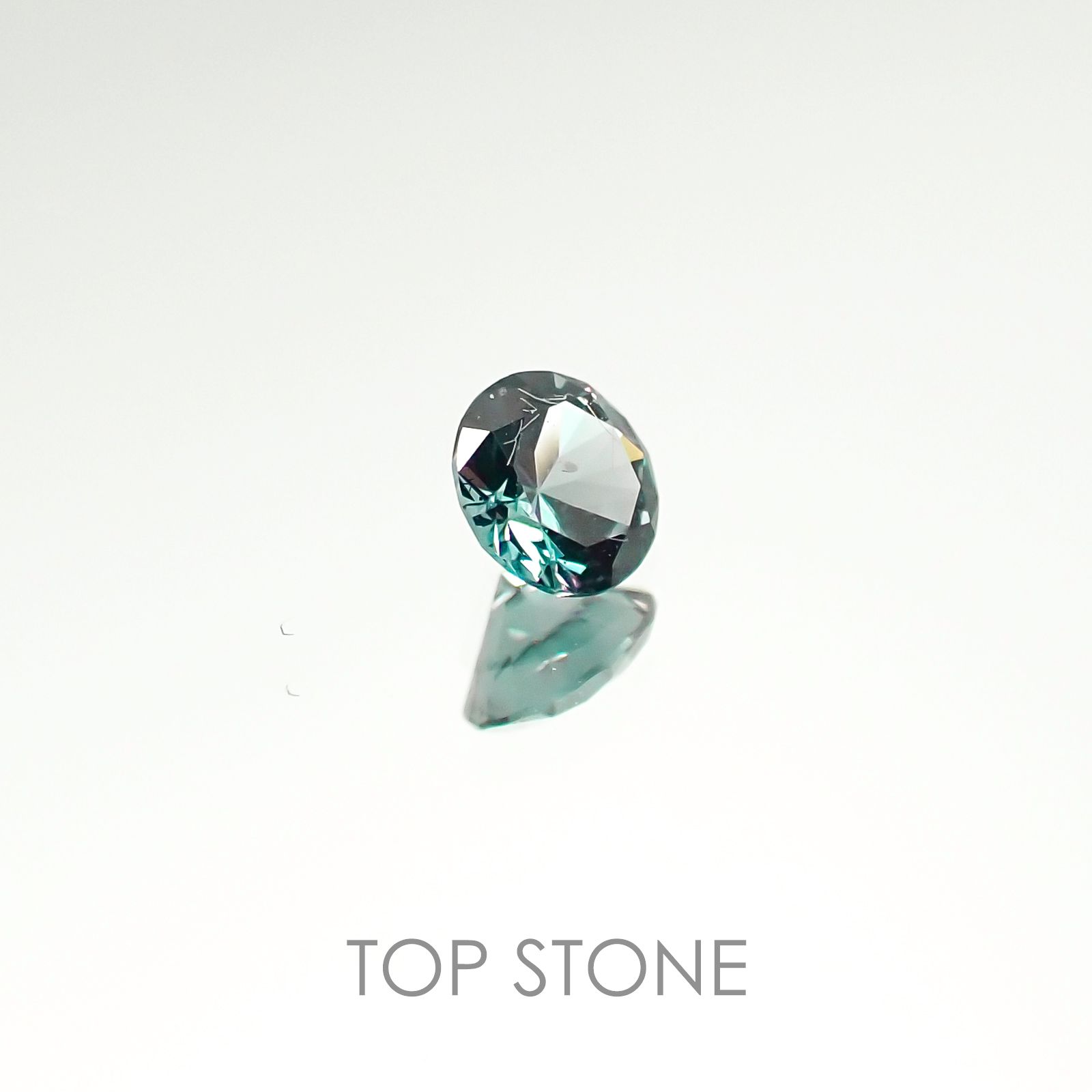 カラーチェンジガーネット(アレキタイプ) マダガスカル・ベキリー産 ルース 0.159ct[20106623]3.3×3.3mm前後
