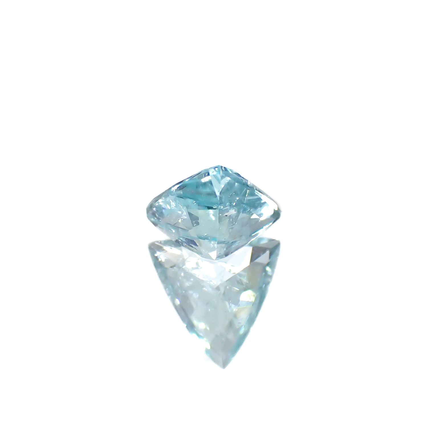 パライバトルマリン モザンビーク産 0.64ct[240928767]5.7x6.7mm前後